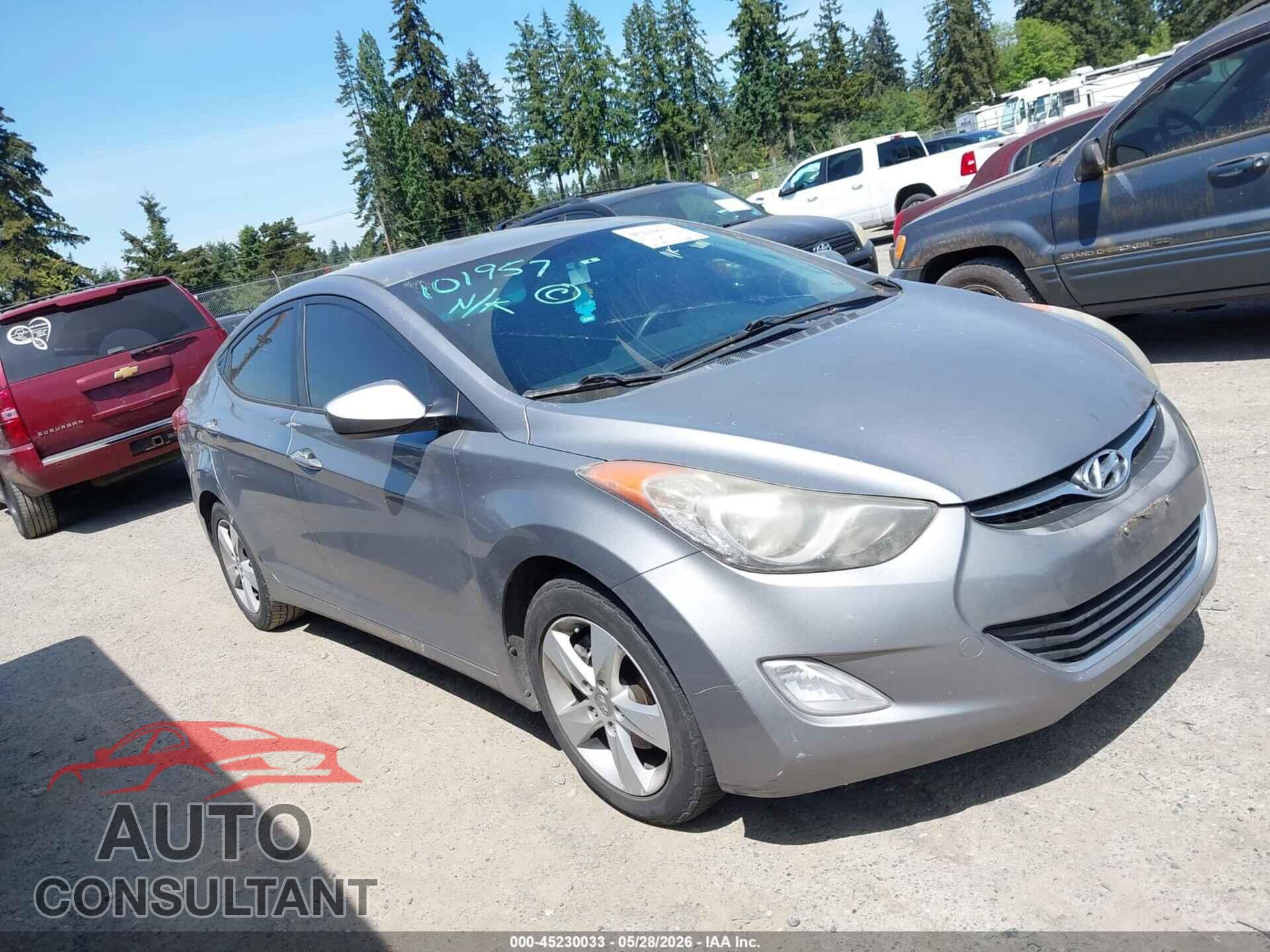 HYUNDAI ELANTRA 2012 - KMHDH4AE4CU308793