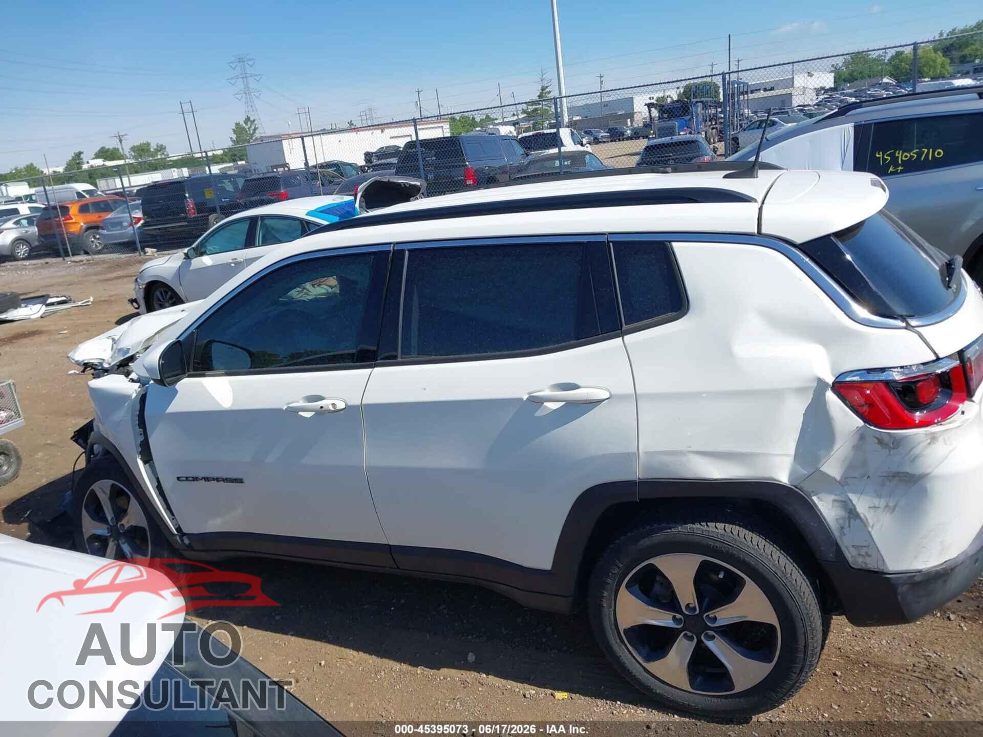 JEEP COMPASS 2018 - 3C4NJDBB7JT104286