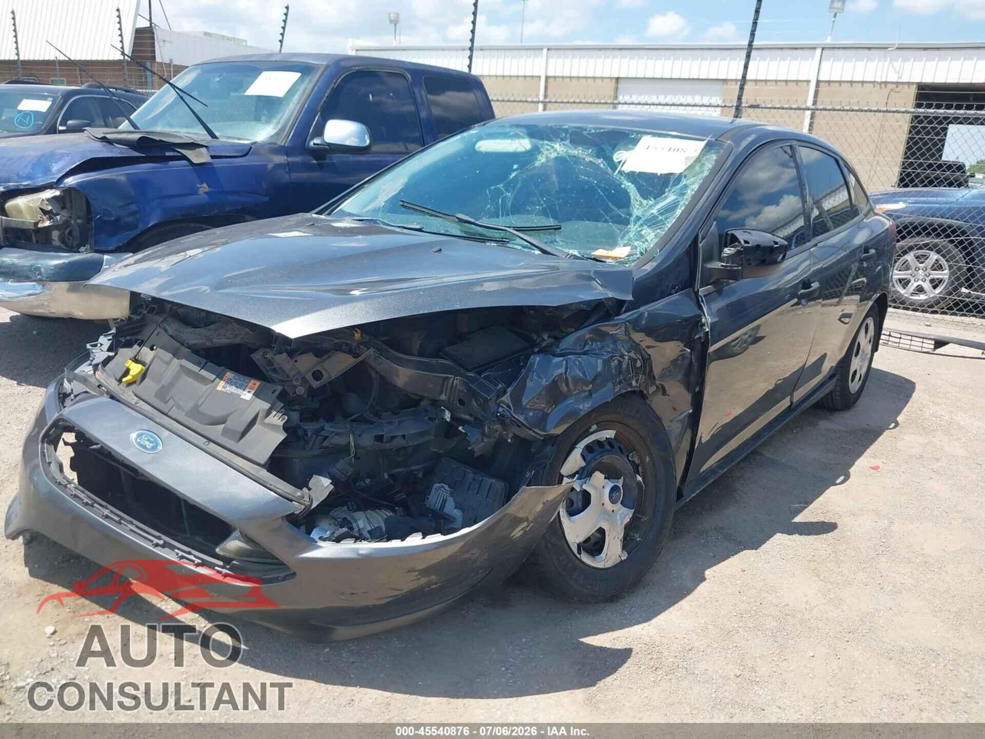 FORD FOCUS 2016 - 1FADP3E27GL379229