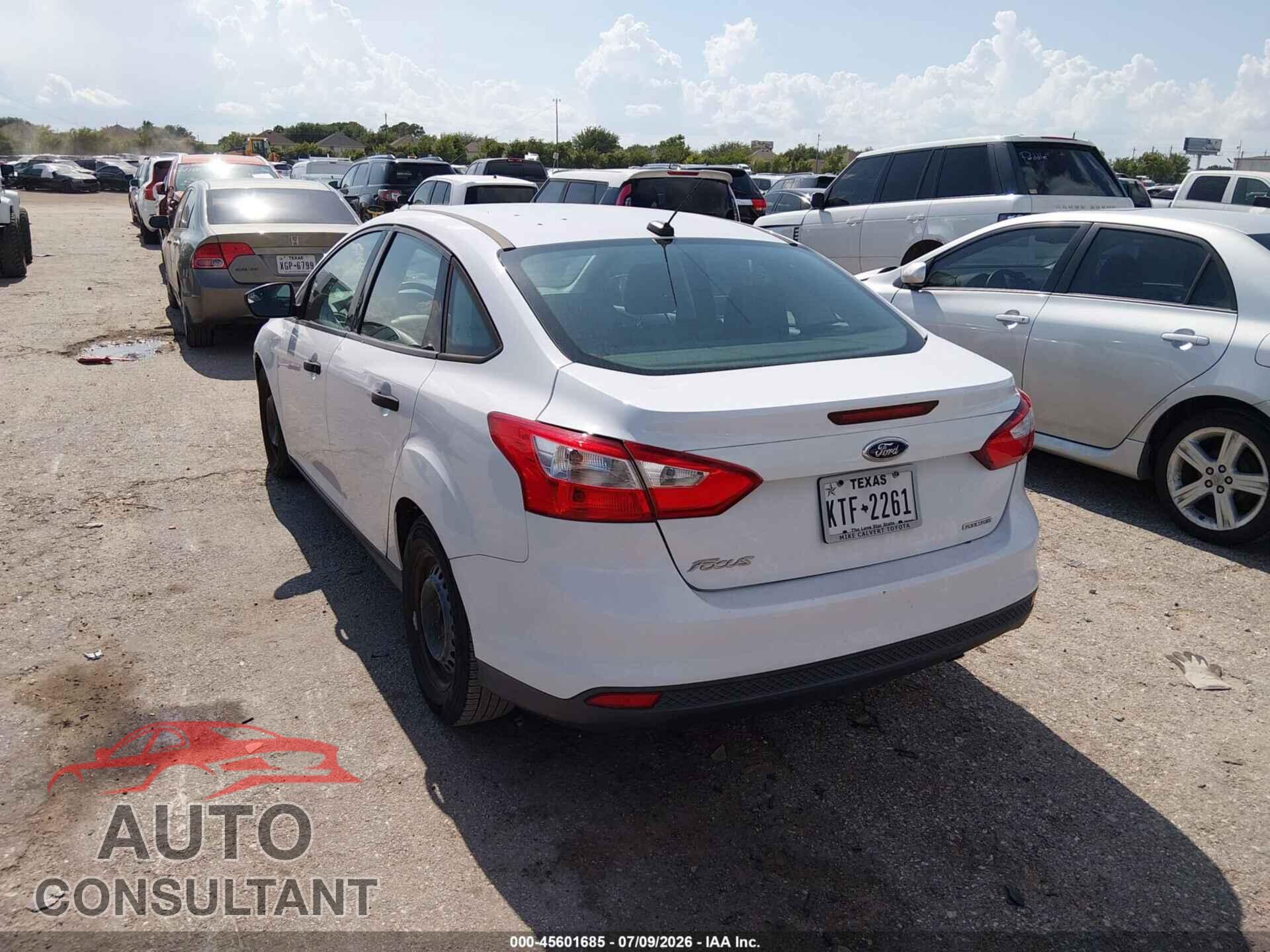 FORD FOCUS 2013 - 1FADP3E27DL297495
