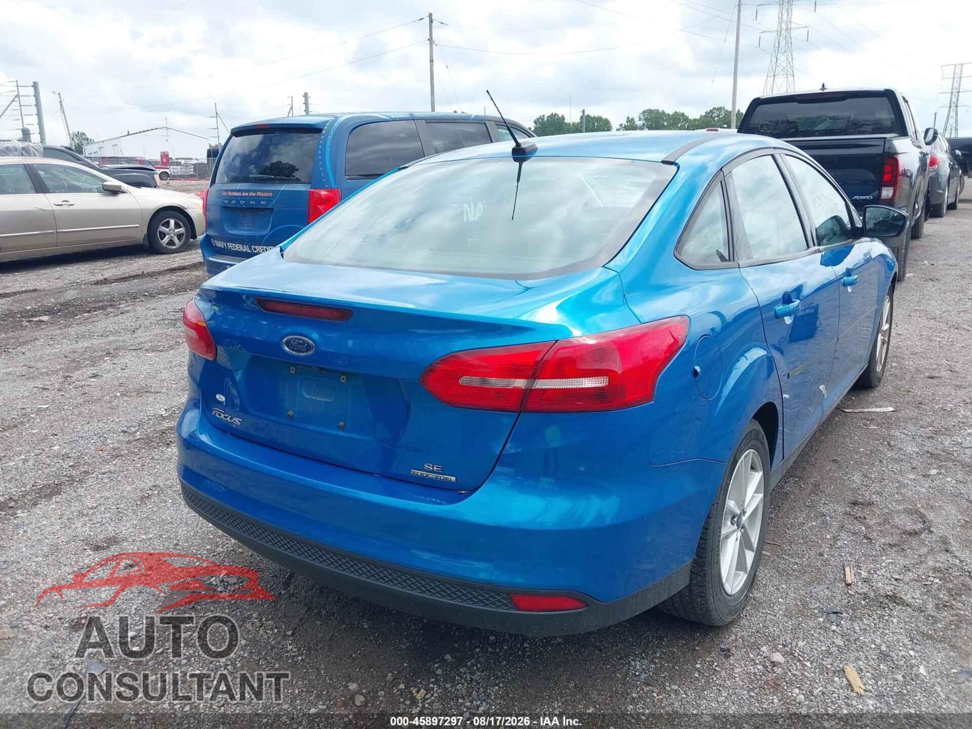 FORD FOCUS 2015 - 1FADP3F22FL384206