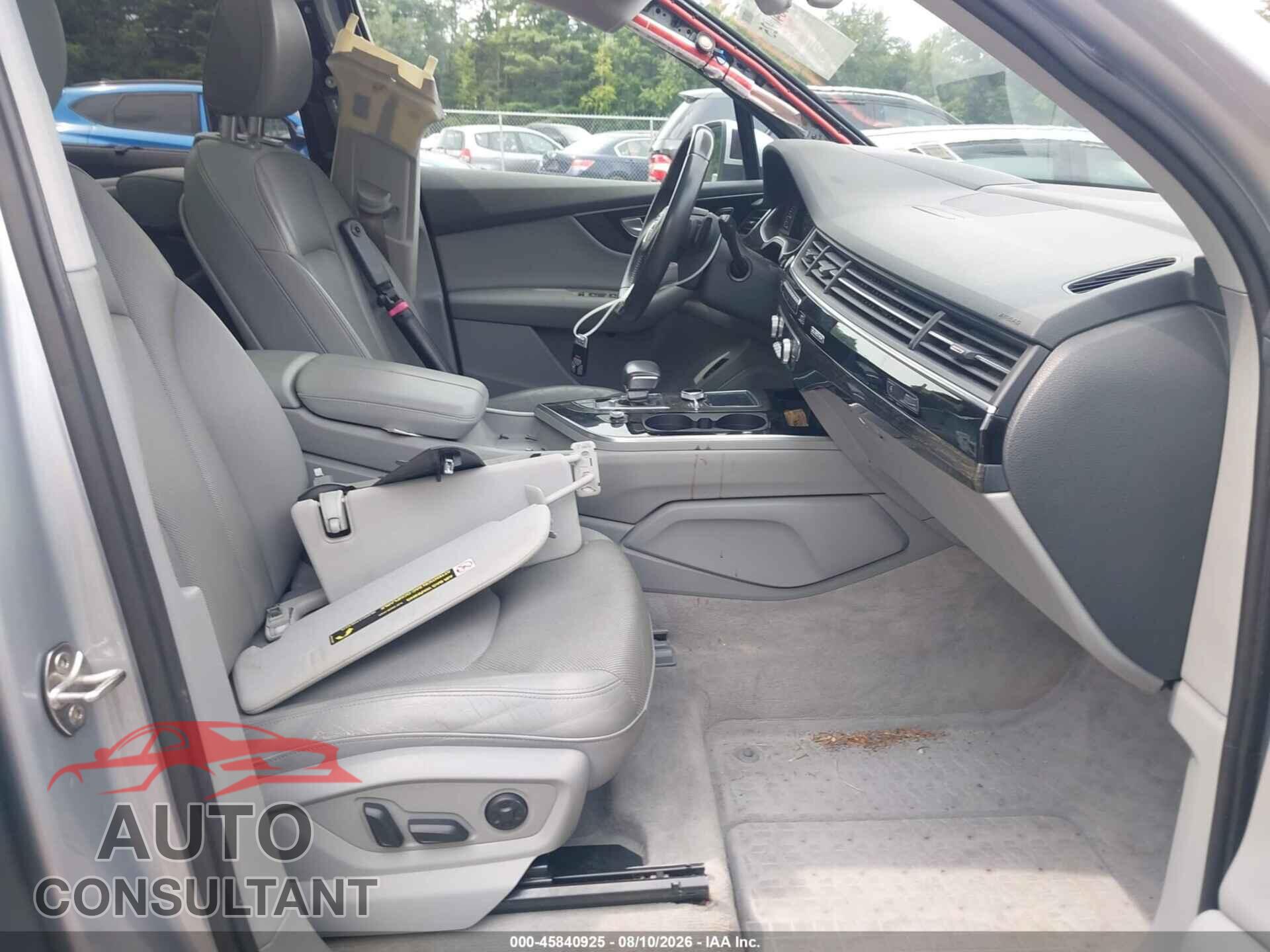 AUDI Q7 2017 - WA1VAAF77HD010312