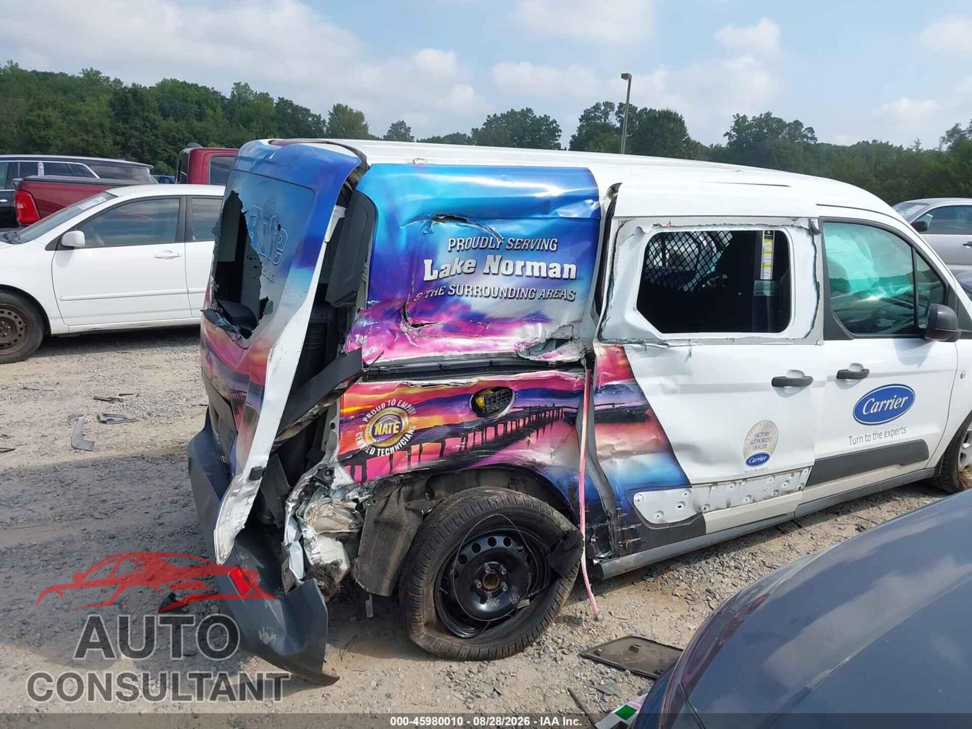 FORD TRANSIT CONNECT 2017 - NM0LE7E79H1334513