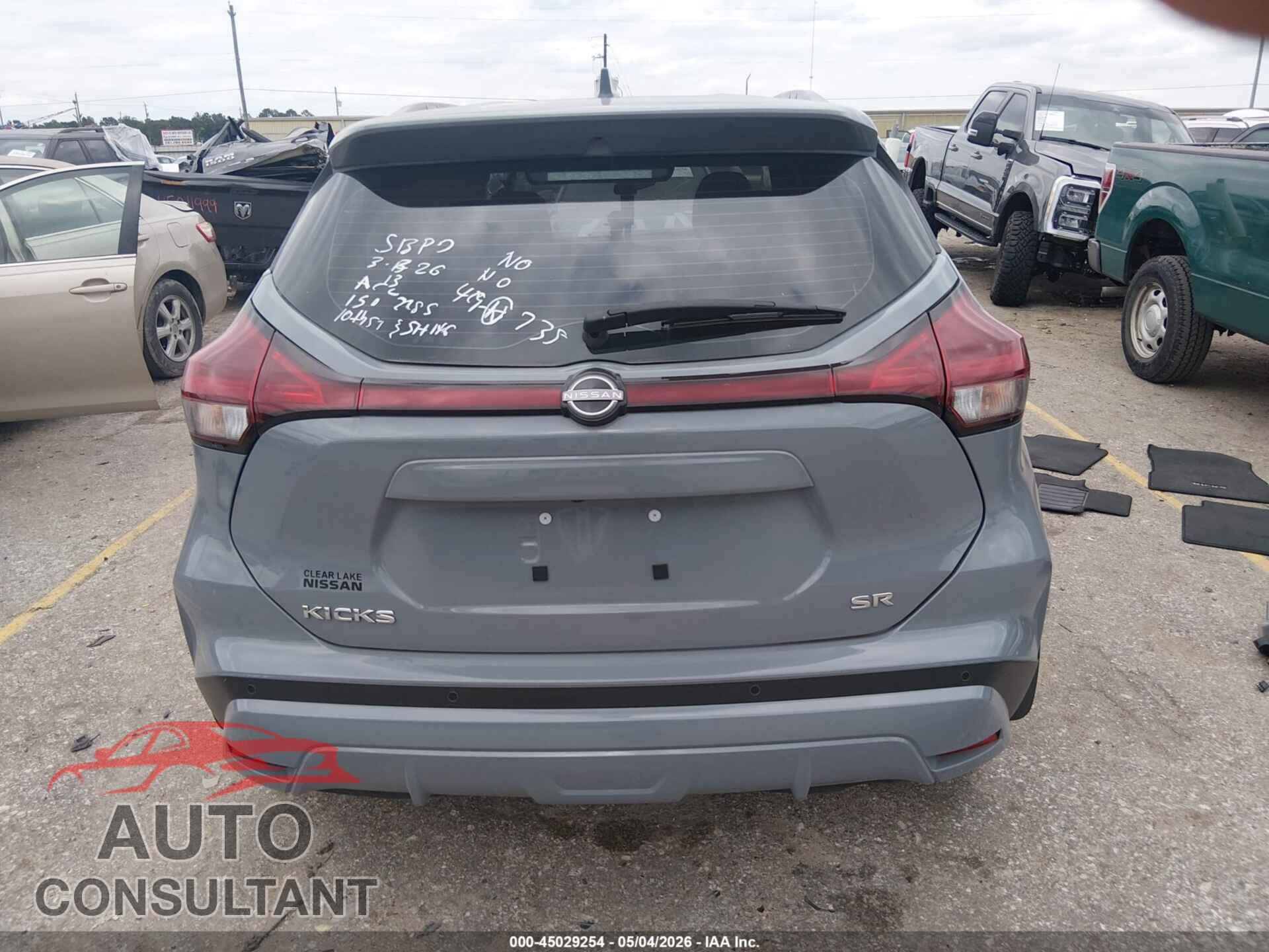NISSAN KICKS 2024 - 3N1CP5DVXRL487576