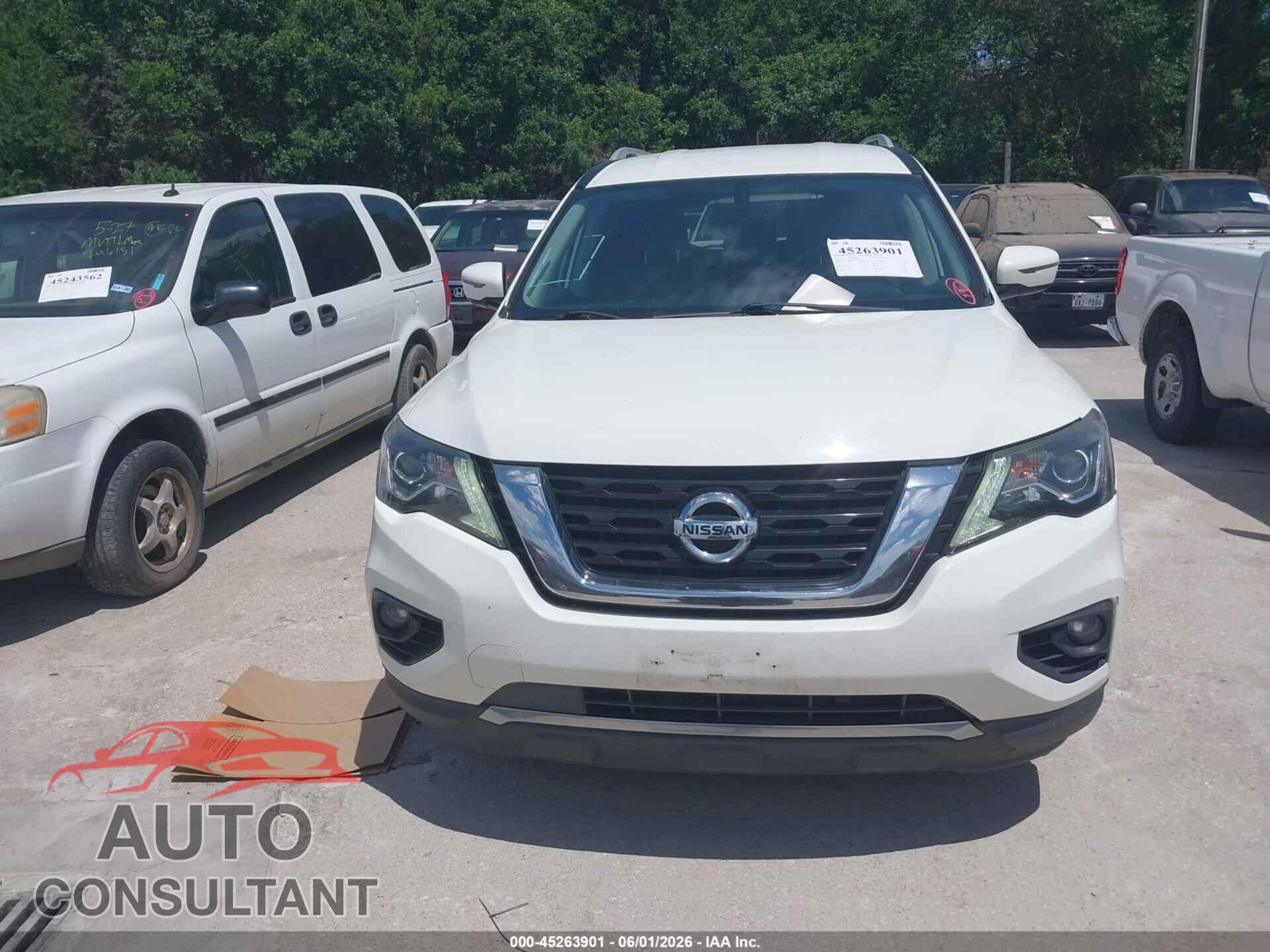 NISSAN PATHFINDER 2017 - 5N1DR2MM3HC912062