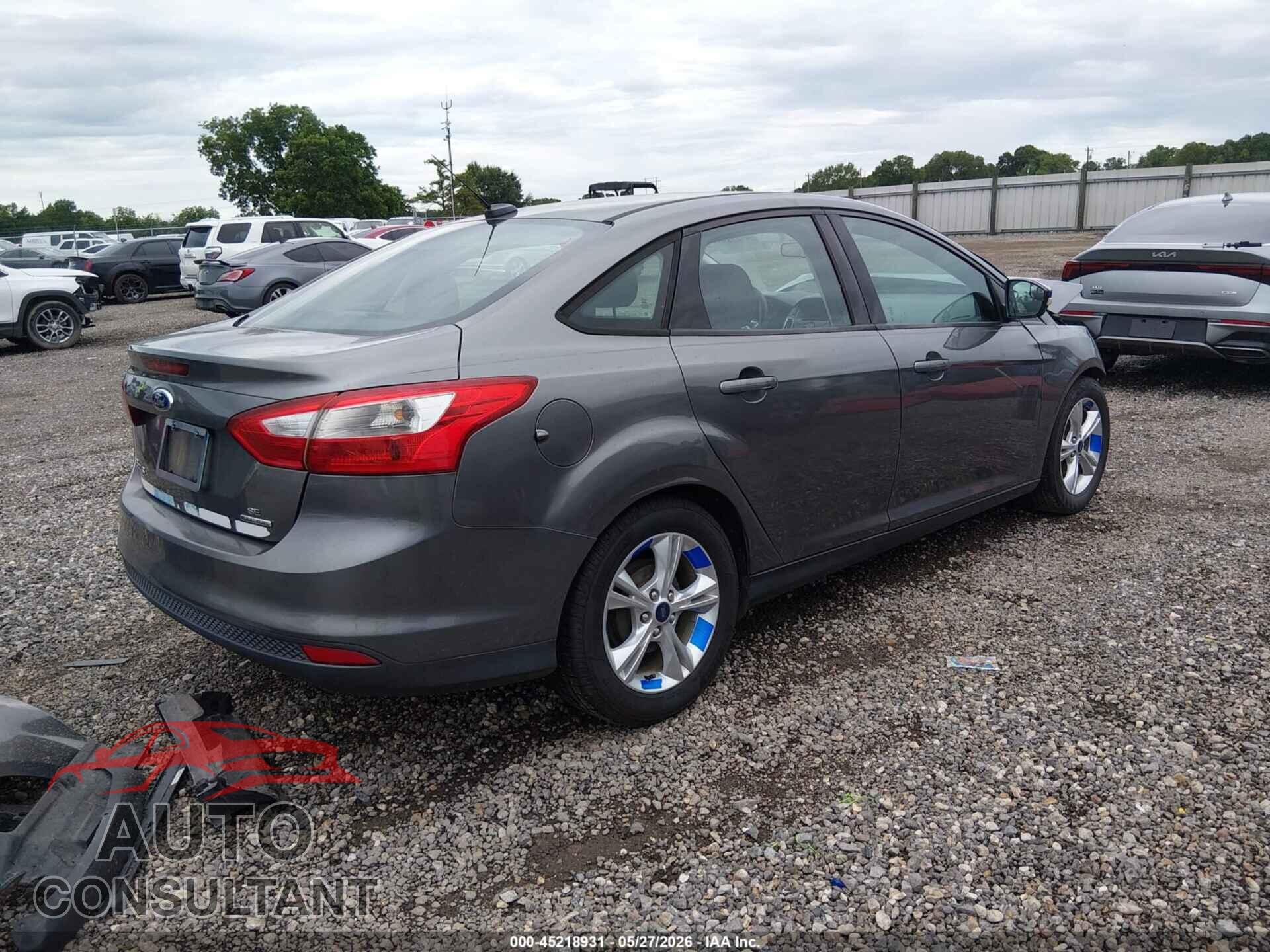 FORD FOCUS 2014 - 1FADP3F23EL335689