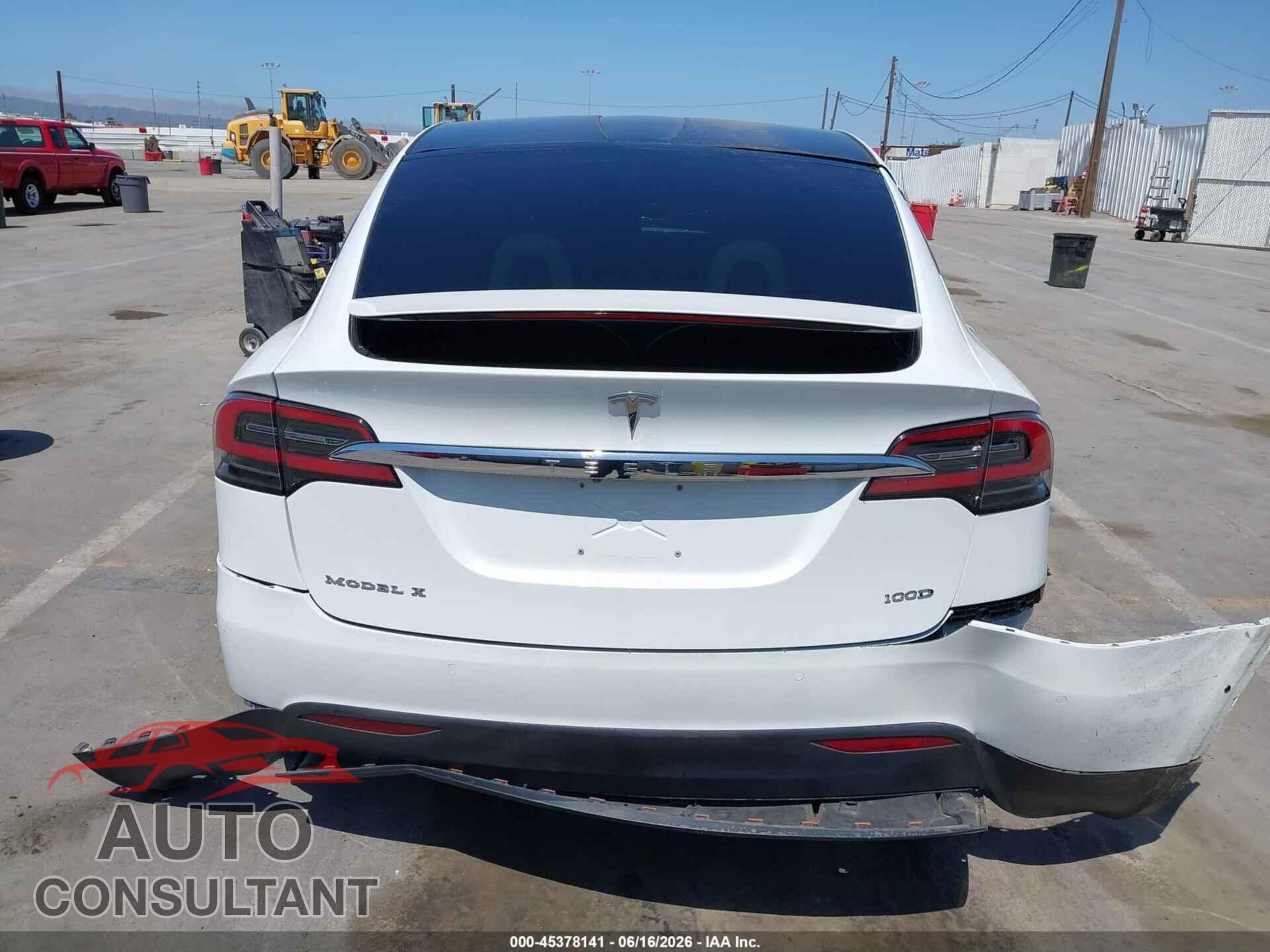 TESLA MODEL X 2018 - 5YJXCBE2XJF091535