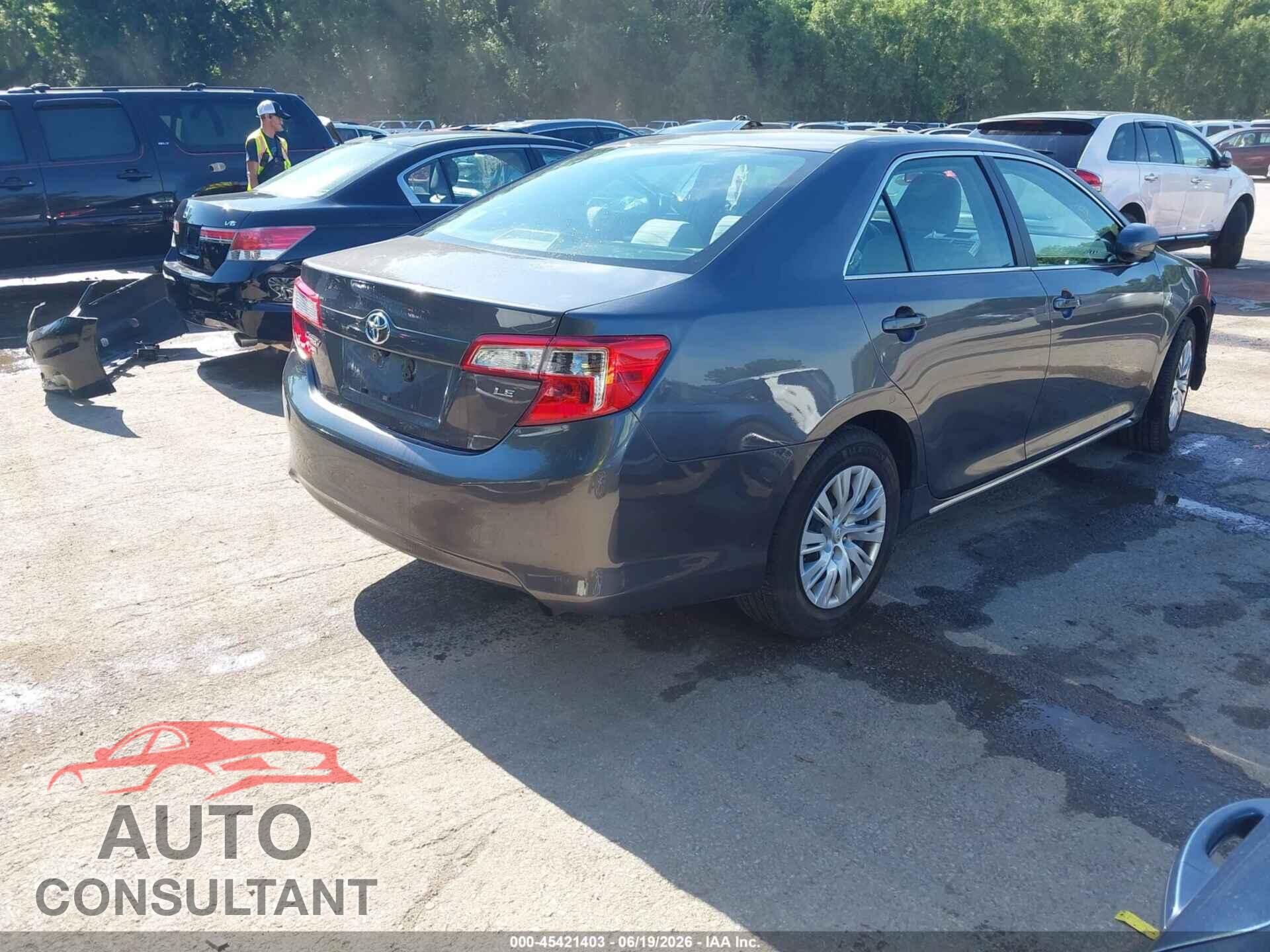 FORD FOCUS 2018 - 1FADP3M29JL216798