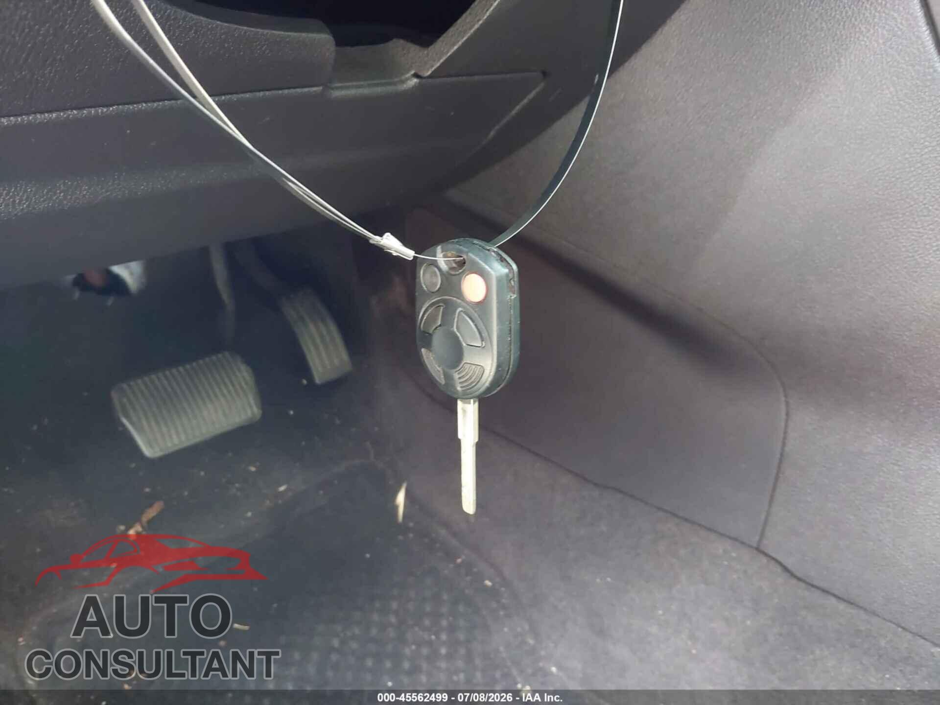 FORD FOCUS 2015 - 1FADP3F29FL351123