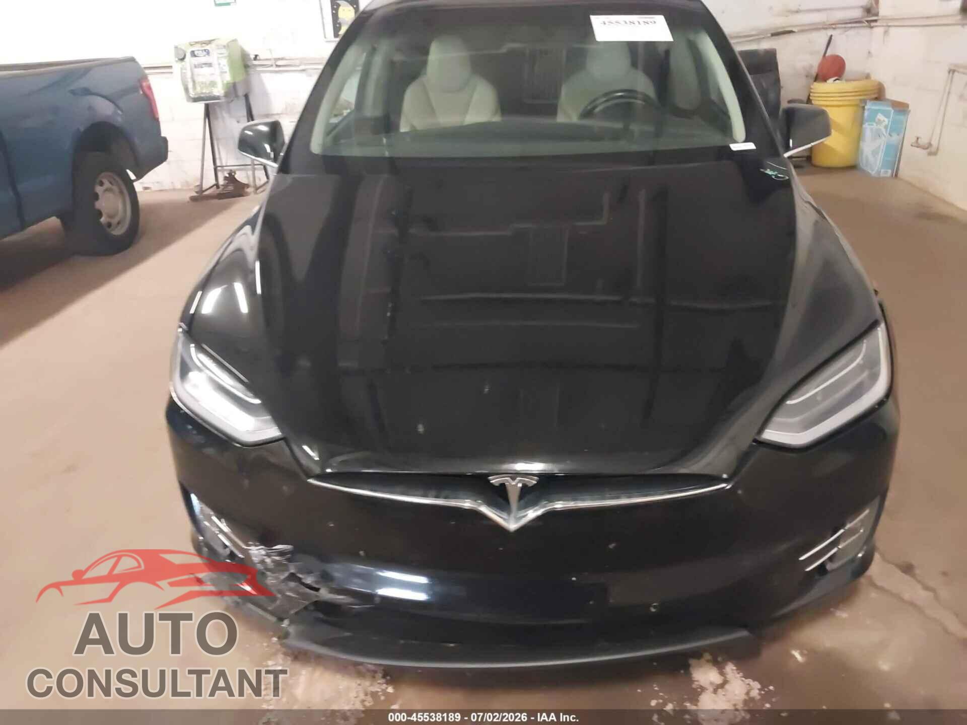 TESLA MODEL X 2018 - 5YJXCBE21JF112787