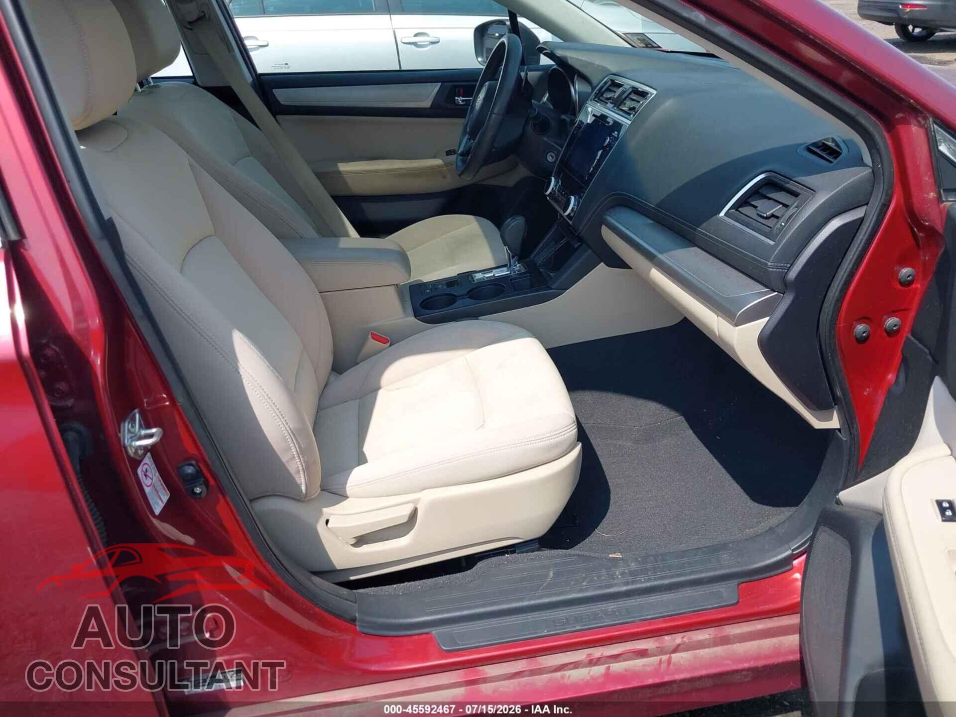 SUBARU LEGACY 2019 - 4S3BNAH66K3012907