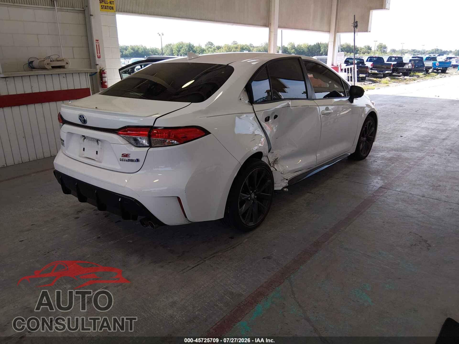 TOYOTA COROLLA 2023 - JTDBCMFE1P3016291