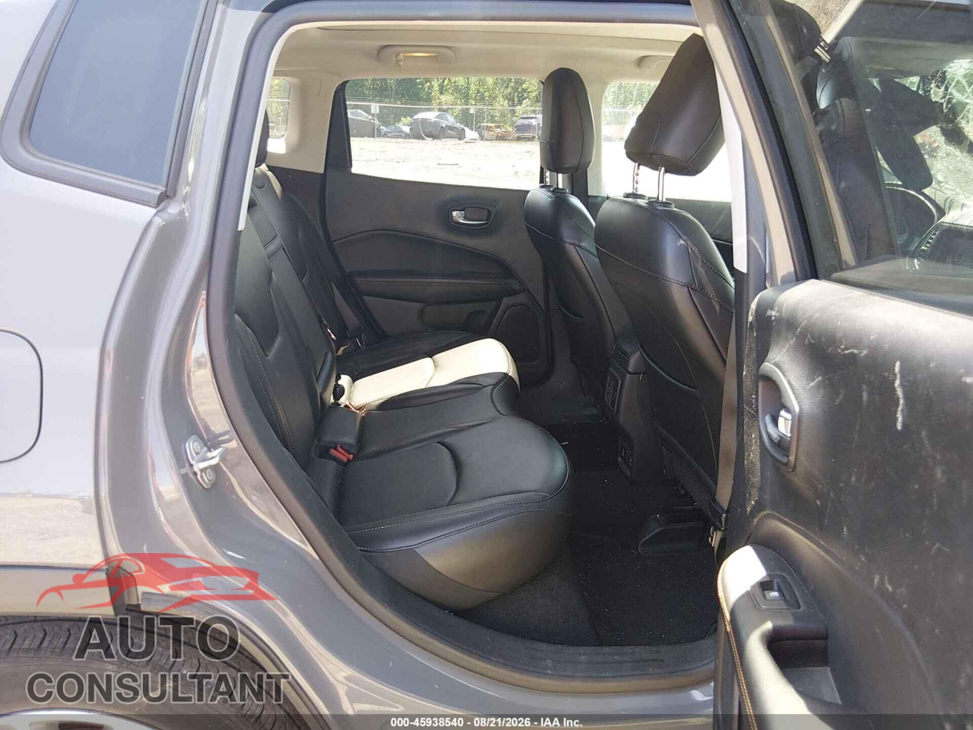 JEEP COMPASS 2019 - 3C4NJDCB6KT843262