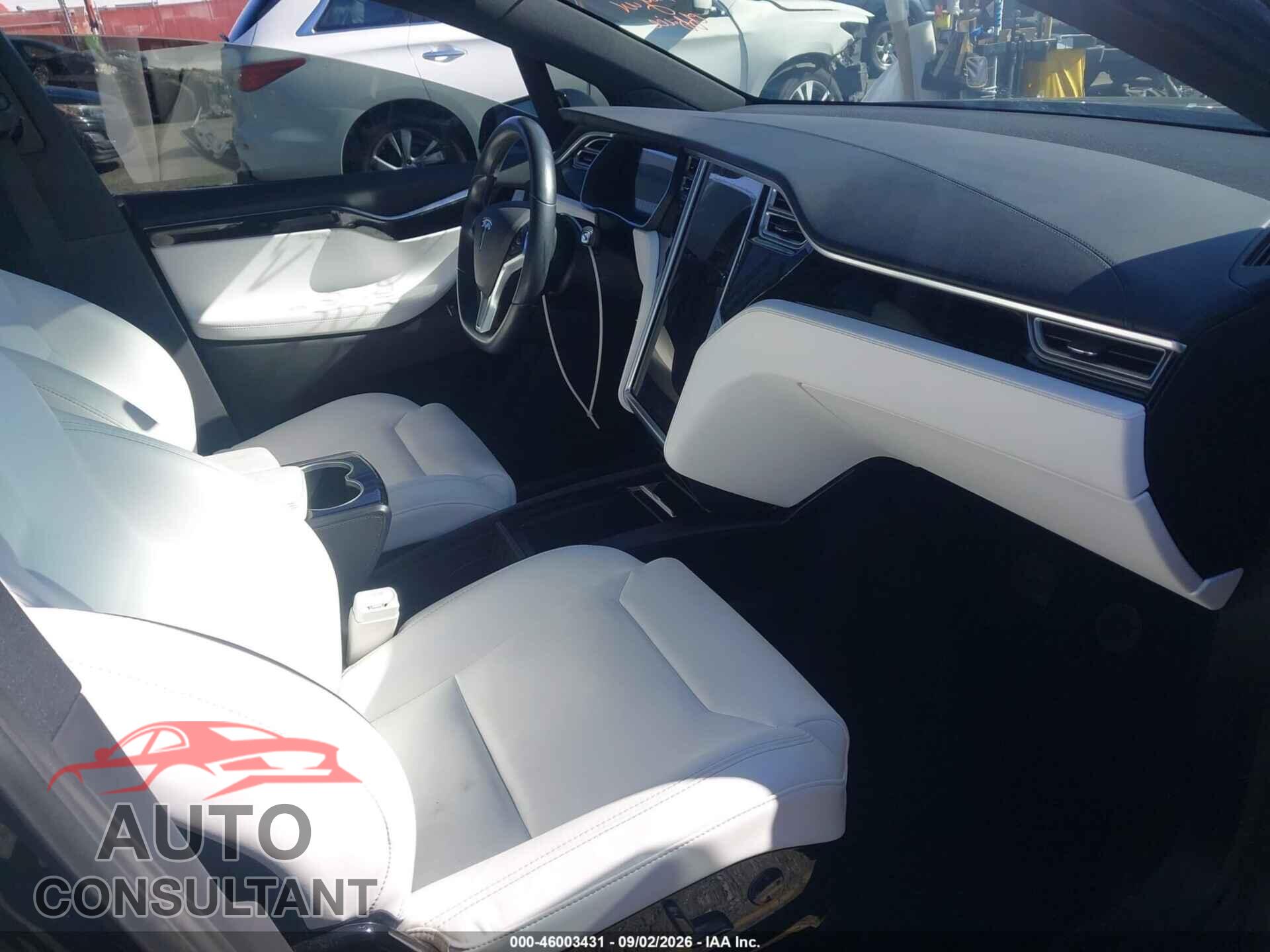 TESLA MODEL X 2016 - 5YJXCBE24GF016421