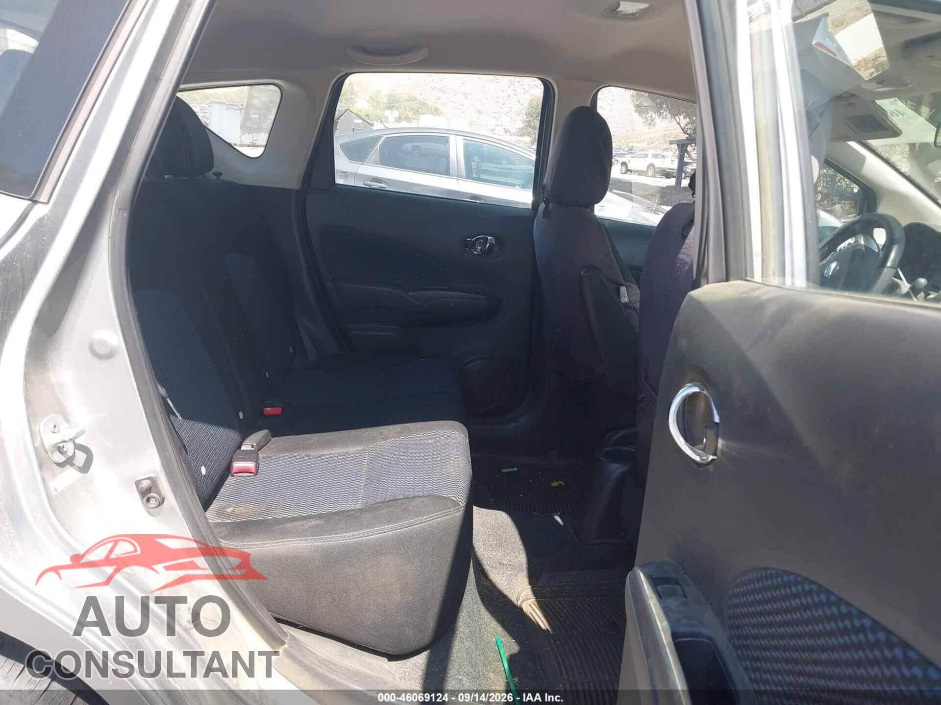 NISSAN VERSA NOTE 2015 - 3N1CE2CP8FL412782