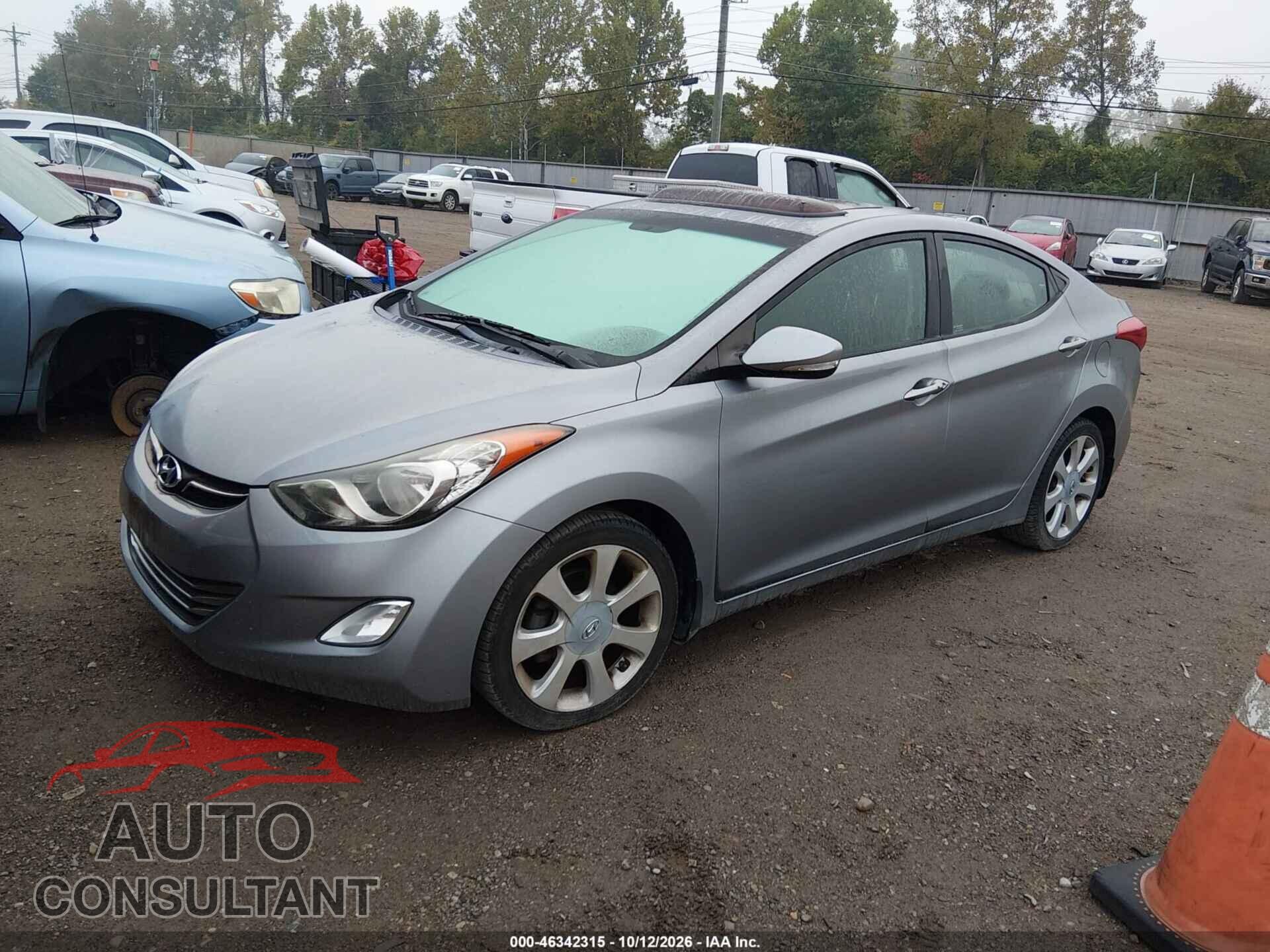 HYUNDAI ELANTRA 2013 - KMHDH4AE9DU740636