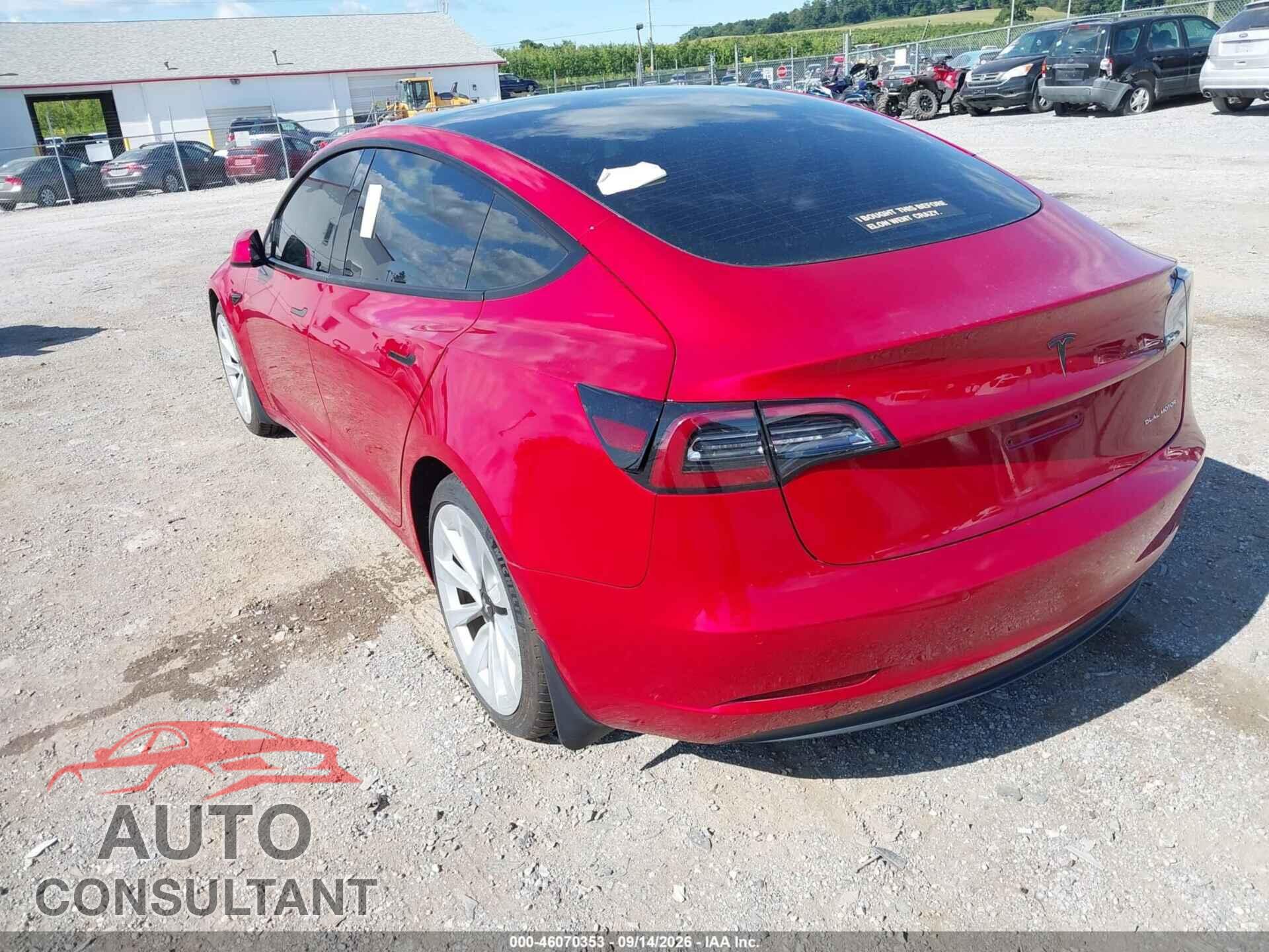 TESLA MODEL 3 2021 - 5YJ3E1EB2MF013130