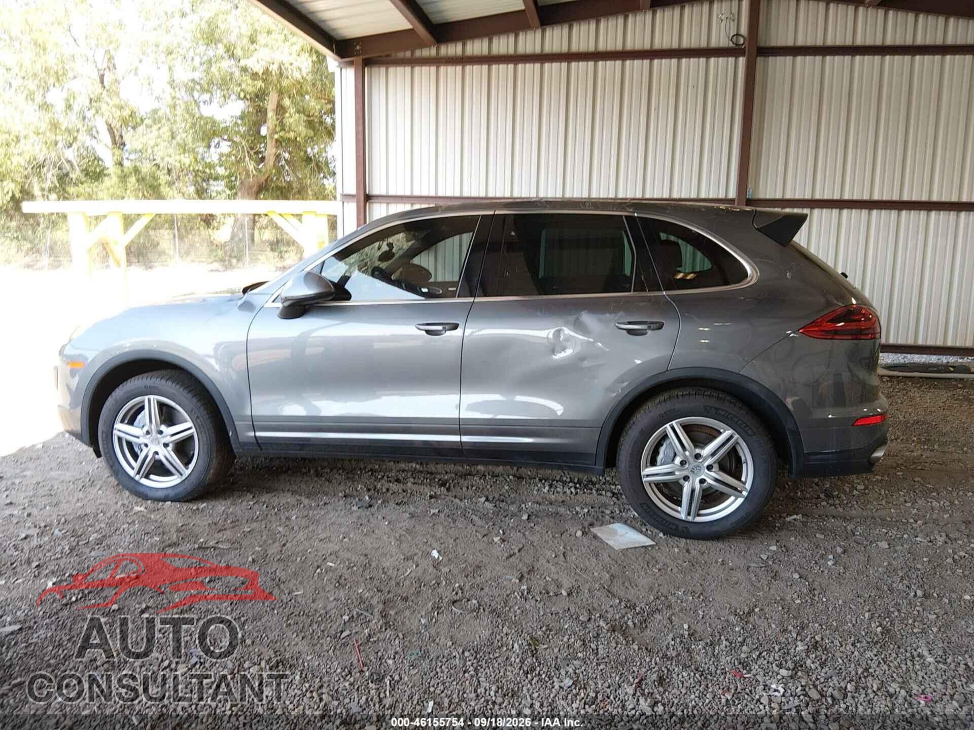 PORSCHE CAYENNE 2018 - WP1AA2A26JKA04684