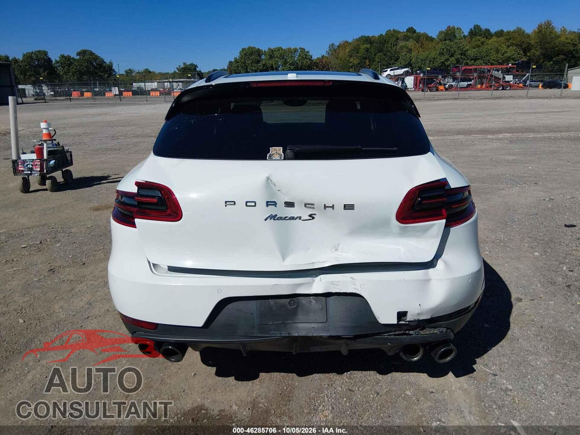 PORSCHE MACAN 2016 - WP1AB2A54GLB54027