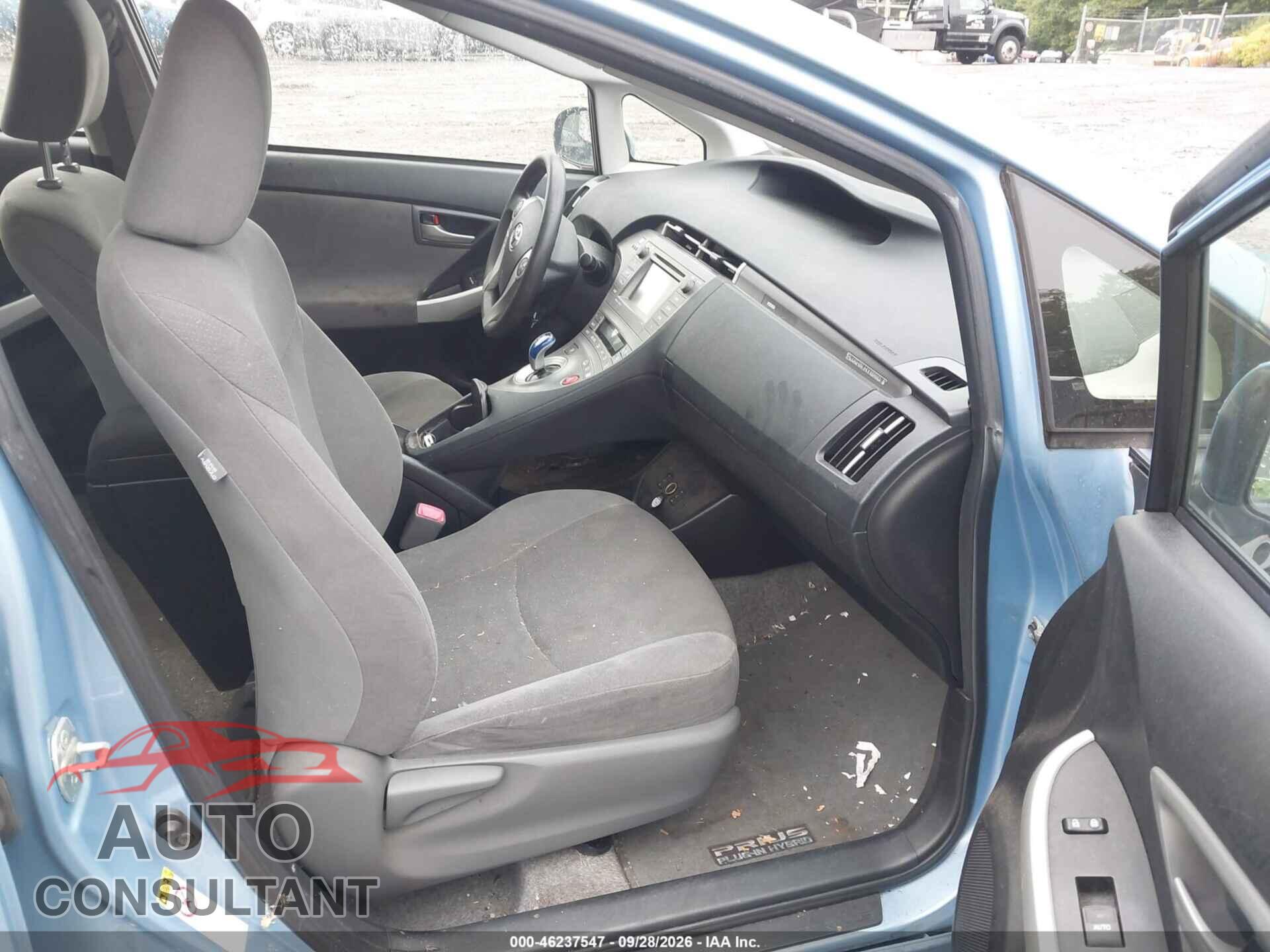 TOYOTA PRIUS PLUG-IN 2013 - JTDKN3DP0D3036732