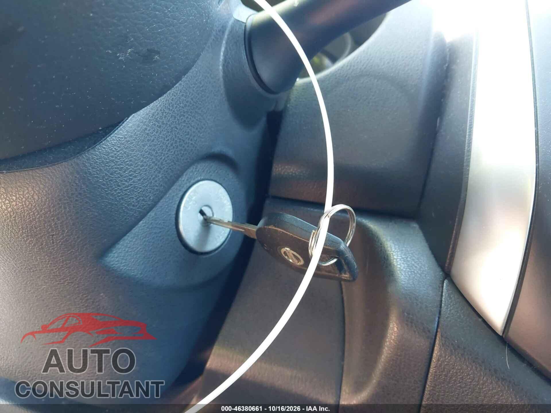 NISSAN VERSA NOTE 2014 - 3N1CE2CP9EL379421