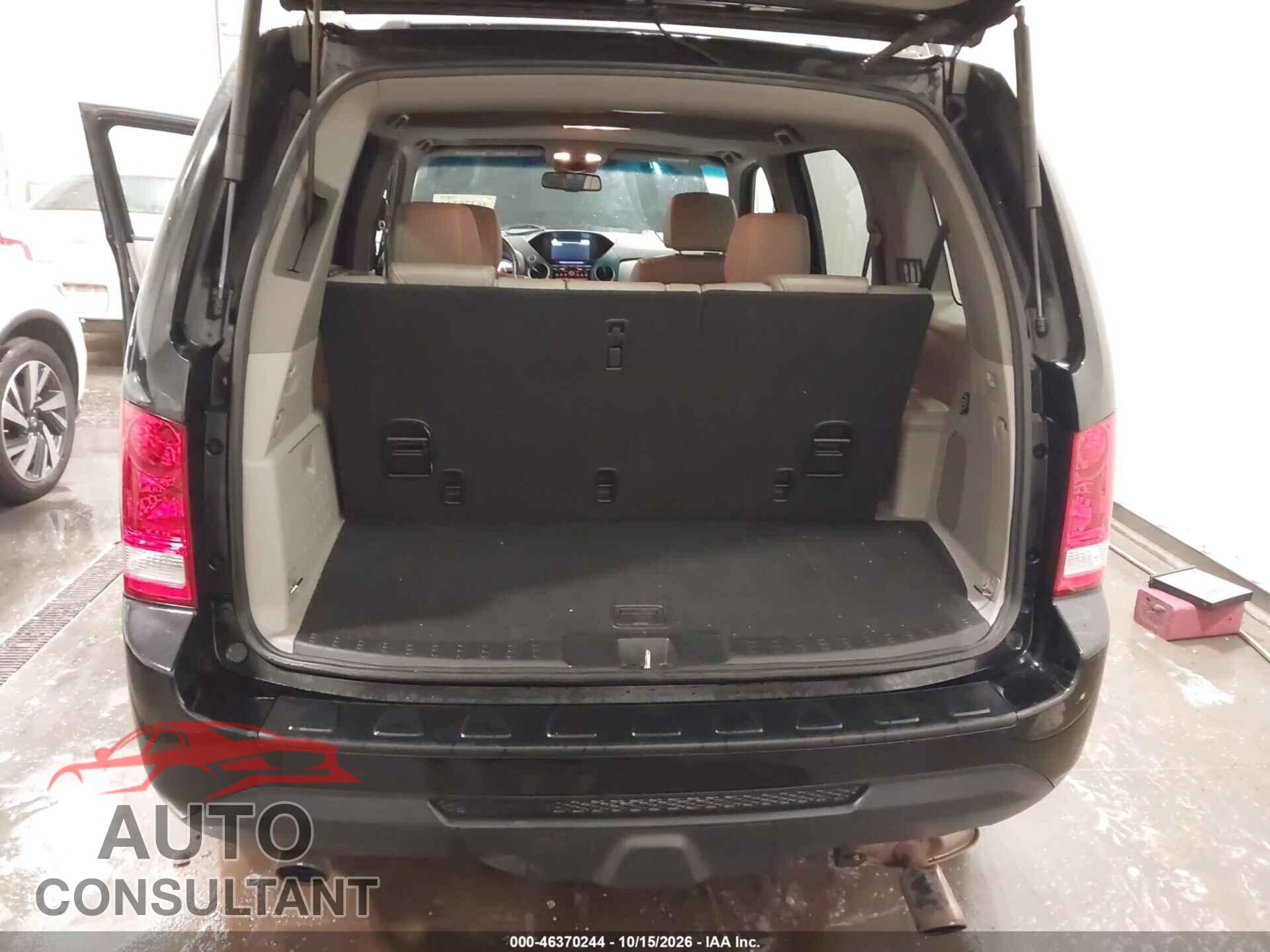 HONDA PILOT 2015 - 5FNYF4H53FB045081