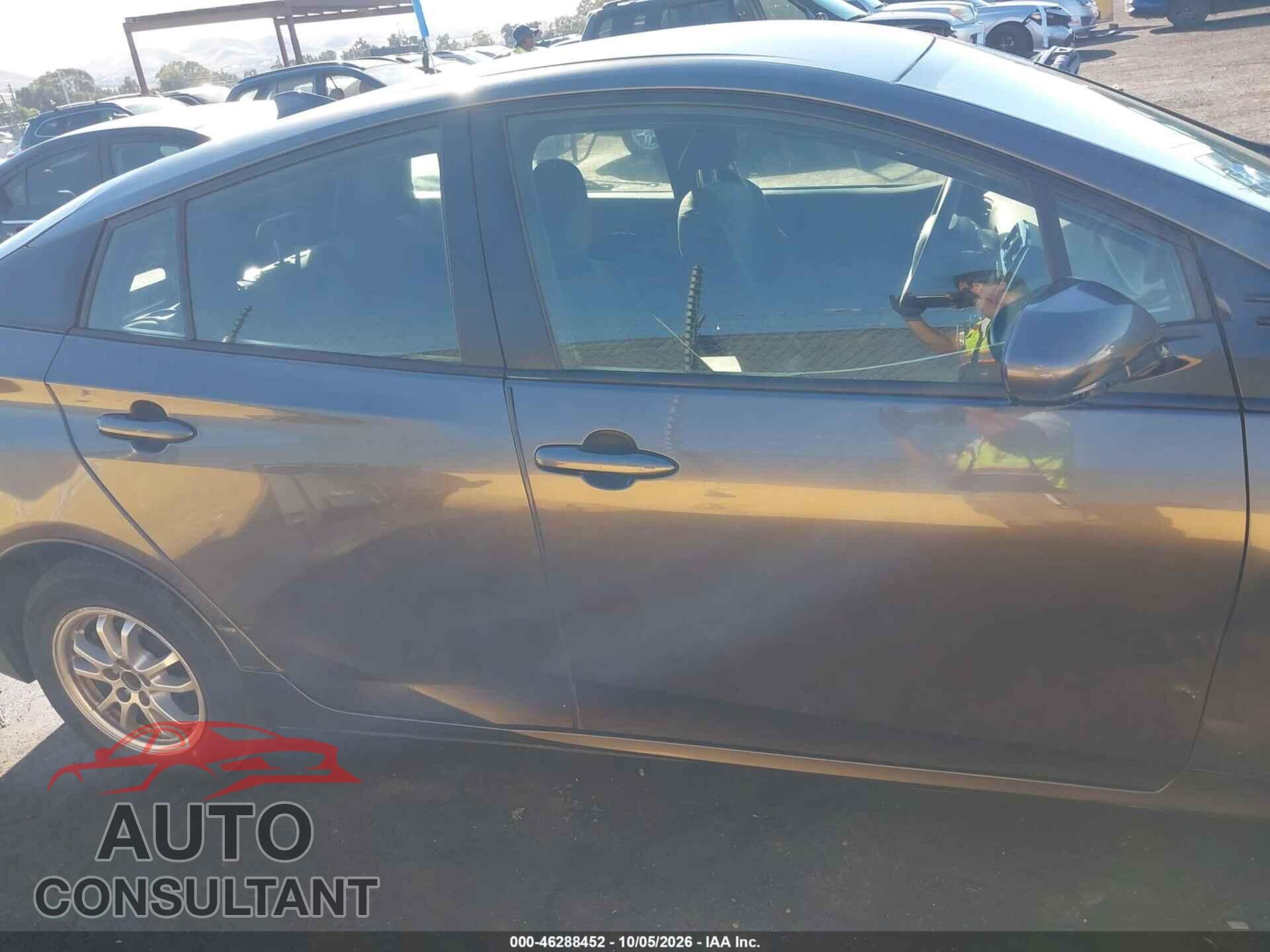 TOYOTA PRIUS 2016 - JTDKARFU0G3025820