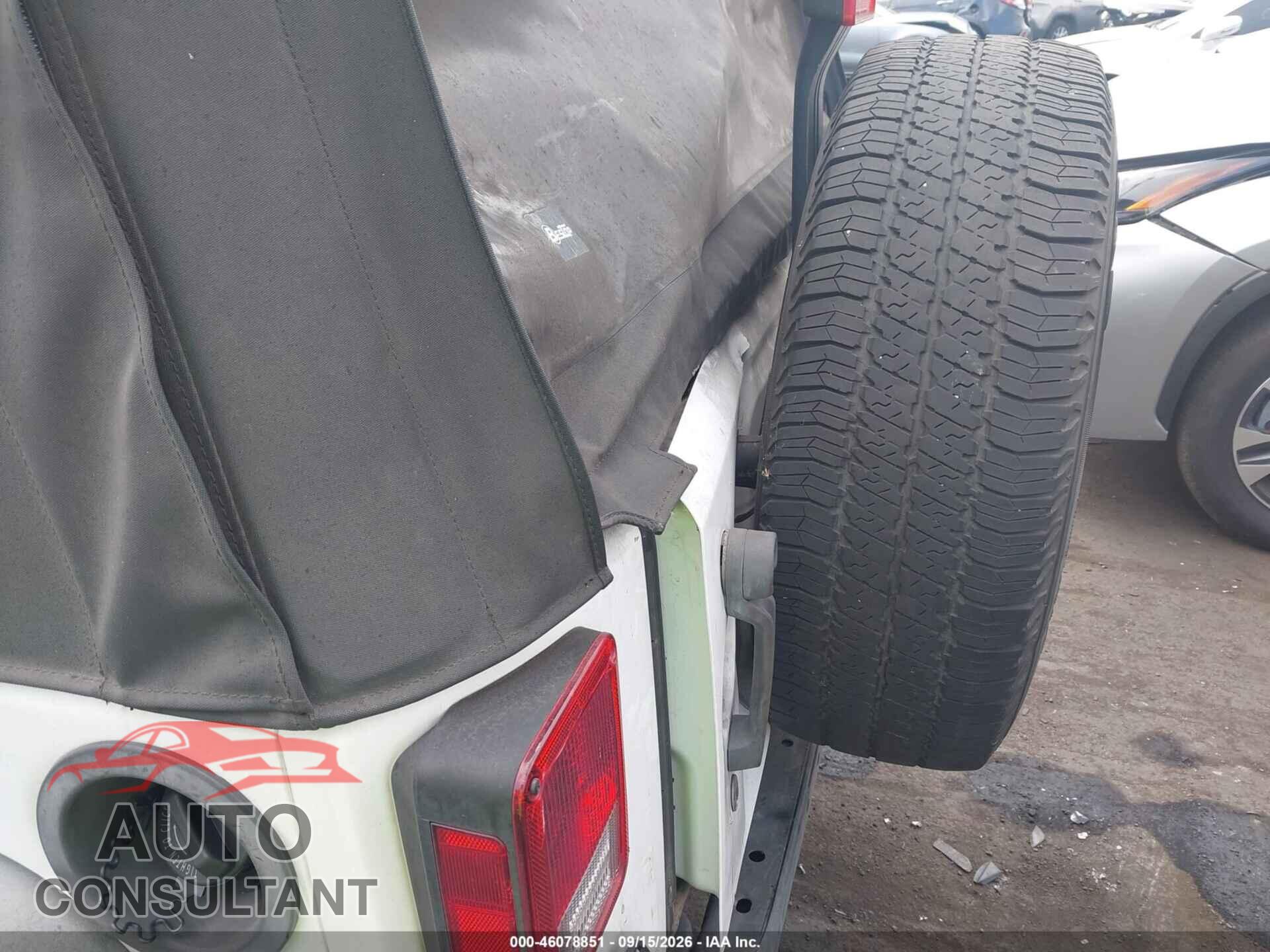 JEEP WRANGLER 2011 - 1J4AA2D16BL637325