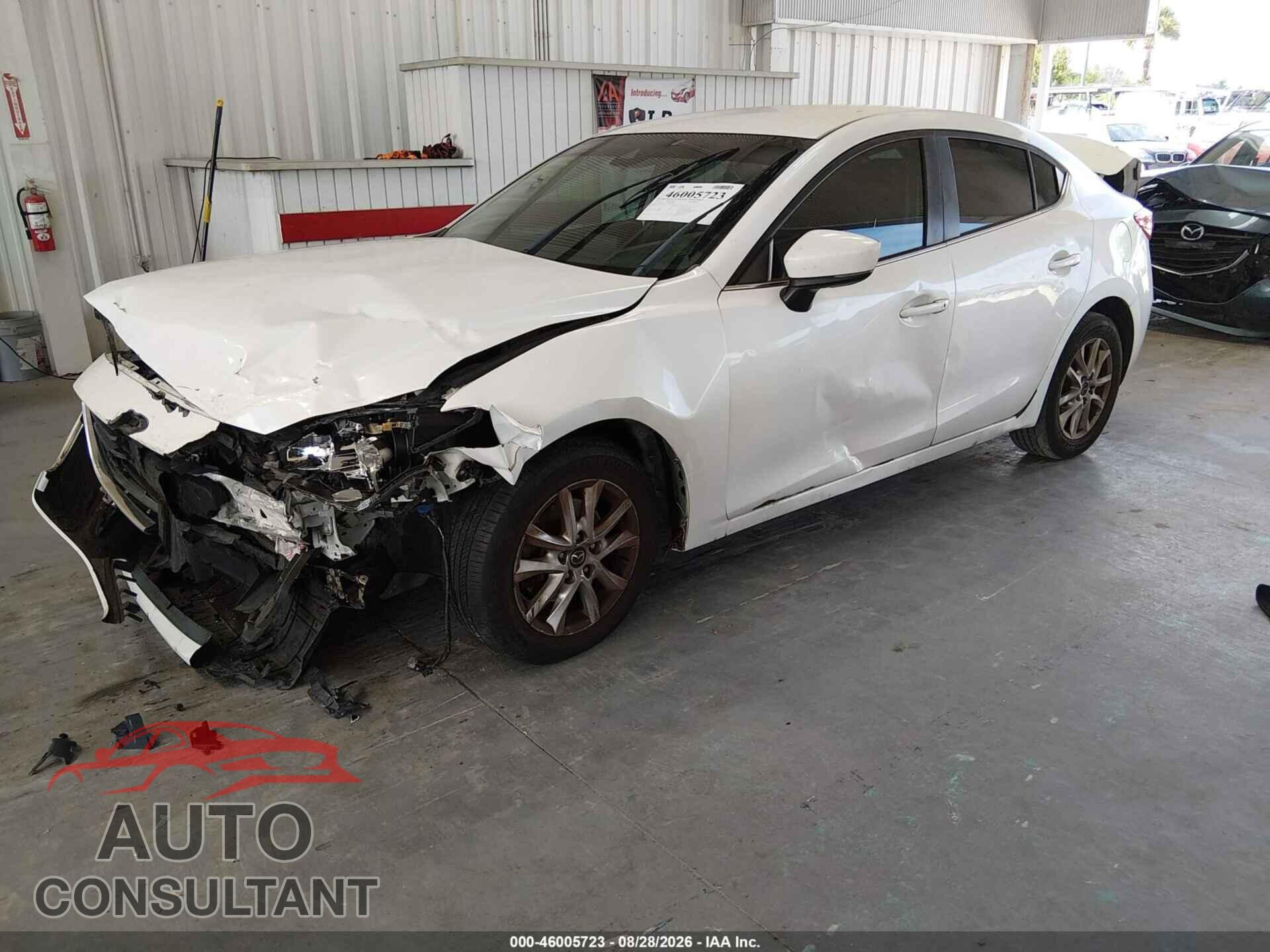MAZDA MAZDA3 2018 - 3MZBN1U77JM207441