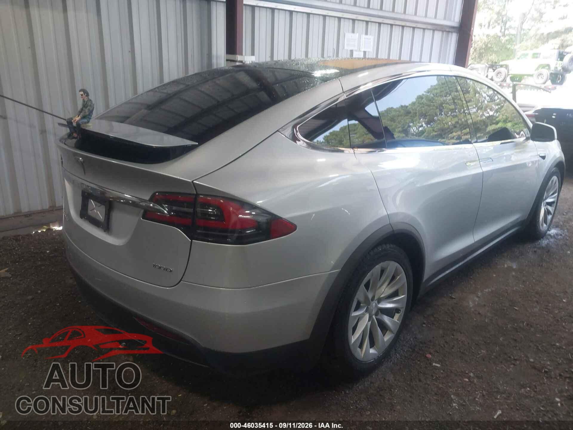 TESLA MODEL X 2017 - 5YJXCBE21HF054318