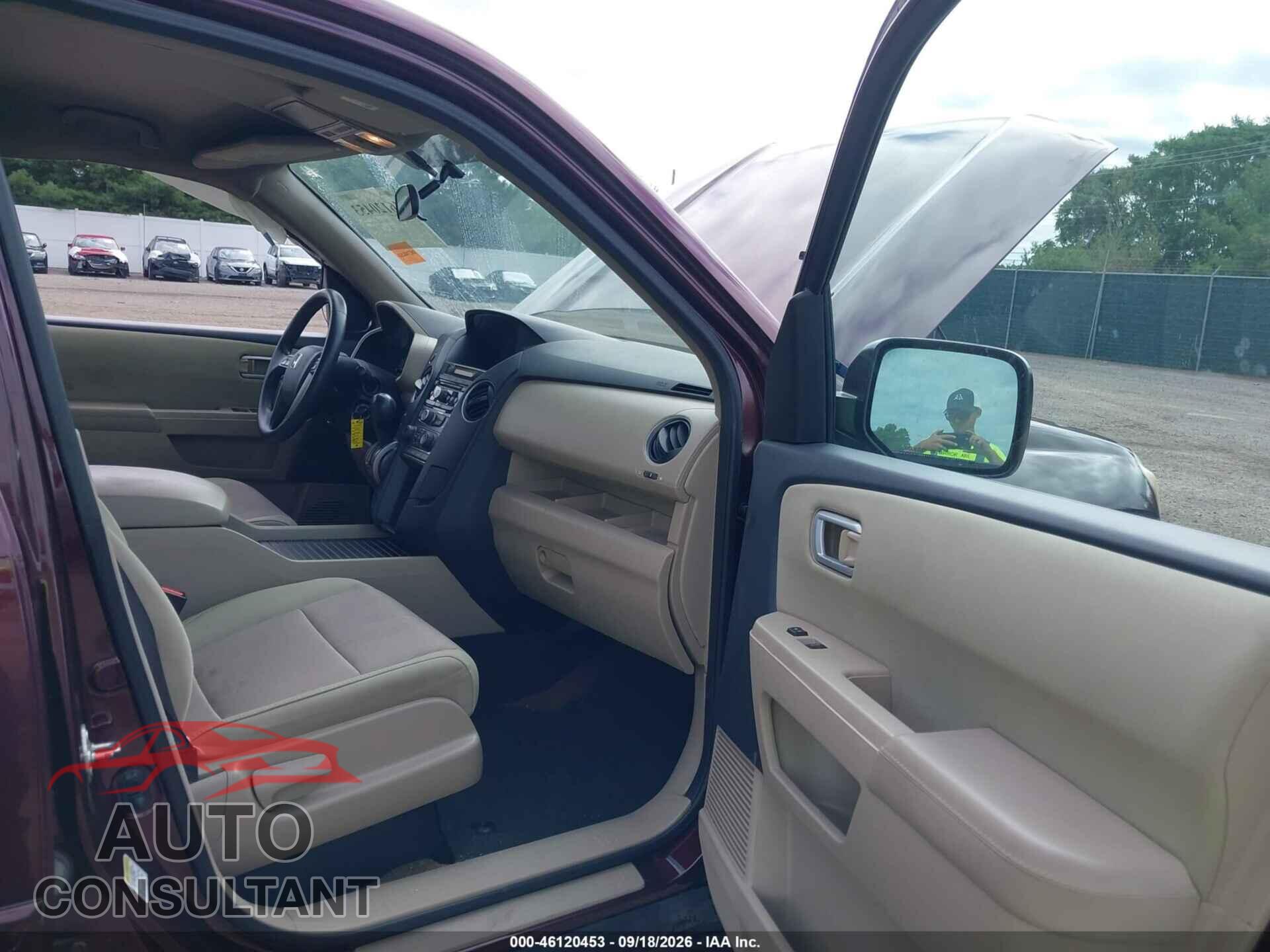 HONDA PILOT 2015 - 5FNYF4H46FB018285