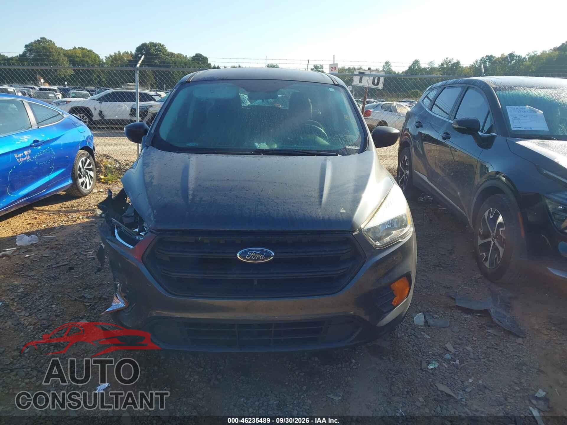 FORD ESCAPE 2017 - 1FMCU0F77HUE01230