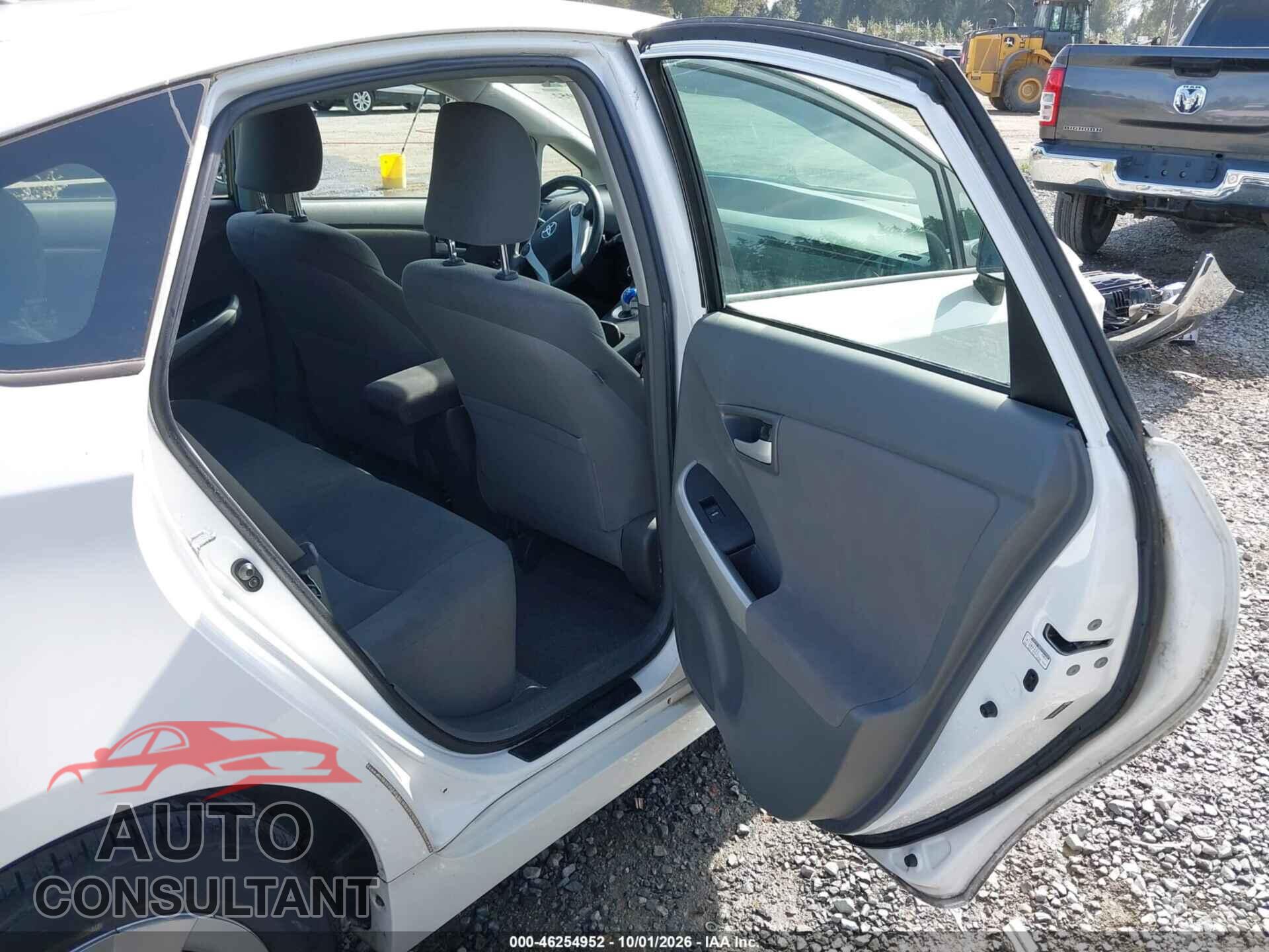 TOYOTA PRIUS 2011 - JTDKN3DU6B0285556