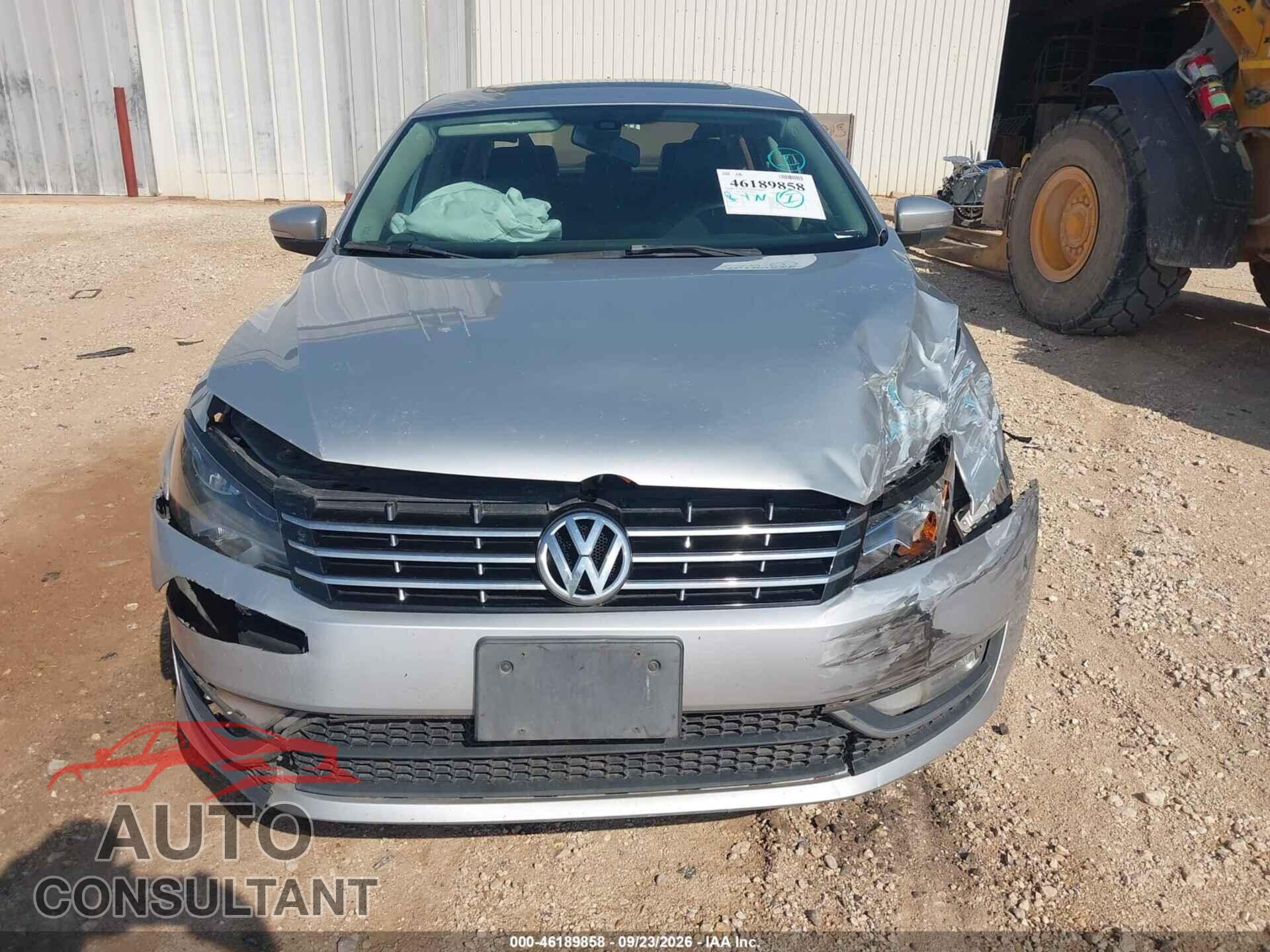 VOLKSWAGEN PASSAT 2015 - 1VWBV7A31FC069229