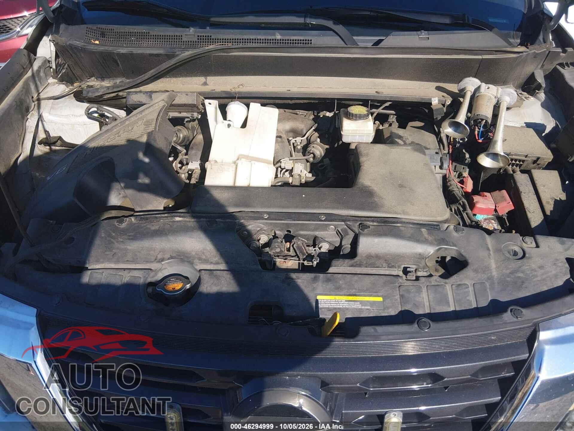 NISSAN PATHFINDER 2017 - 5N1DR2MM3HC655436