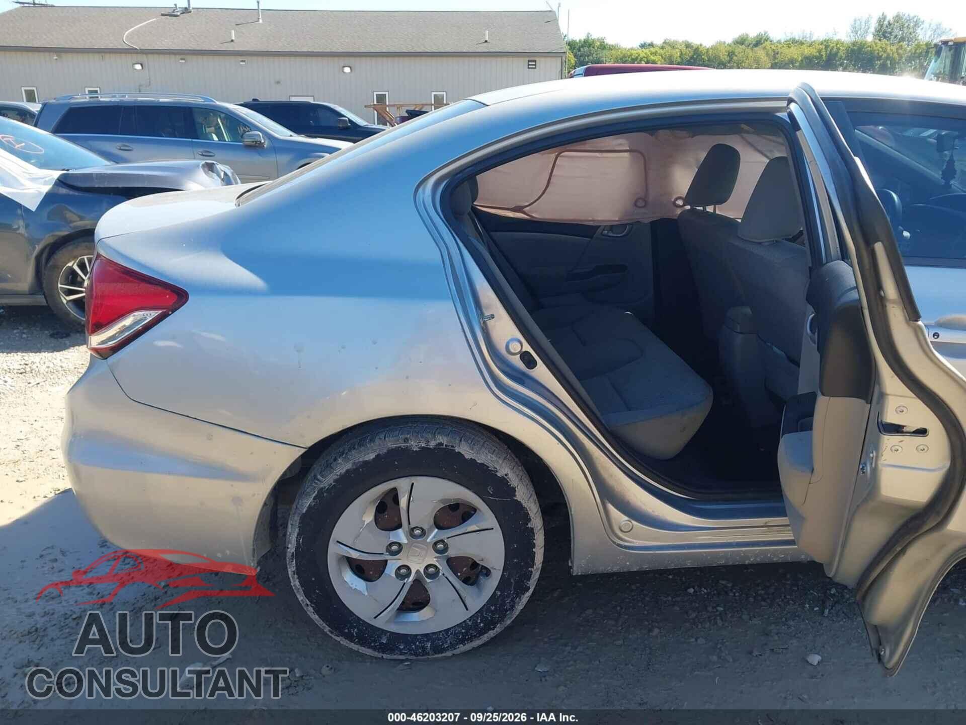 HONDA CIVIC 2015 - 19XFB2F55FE051562