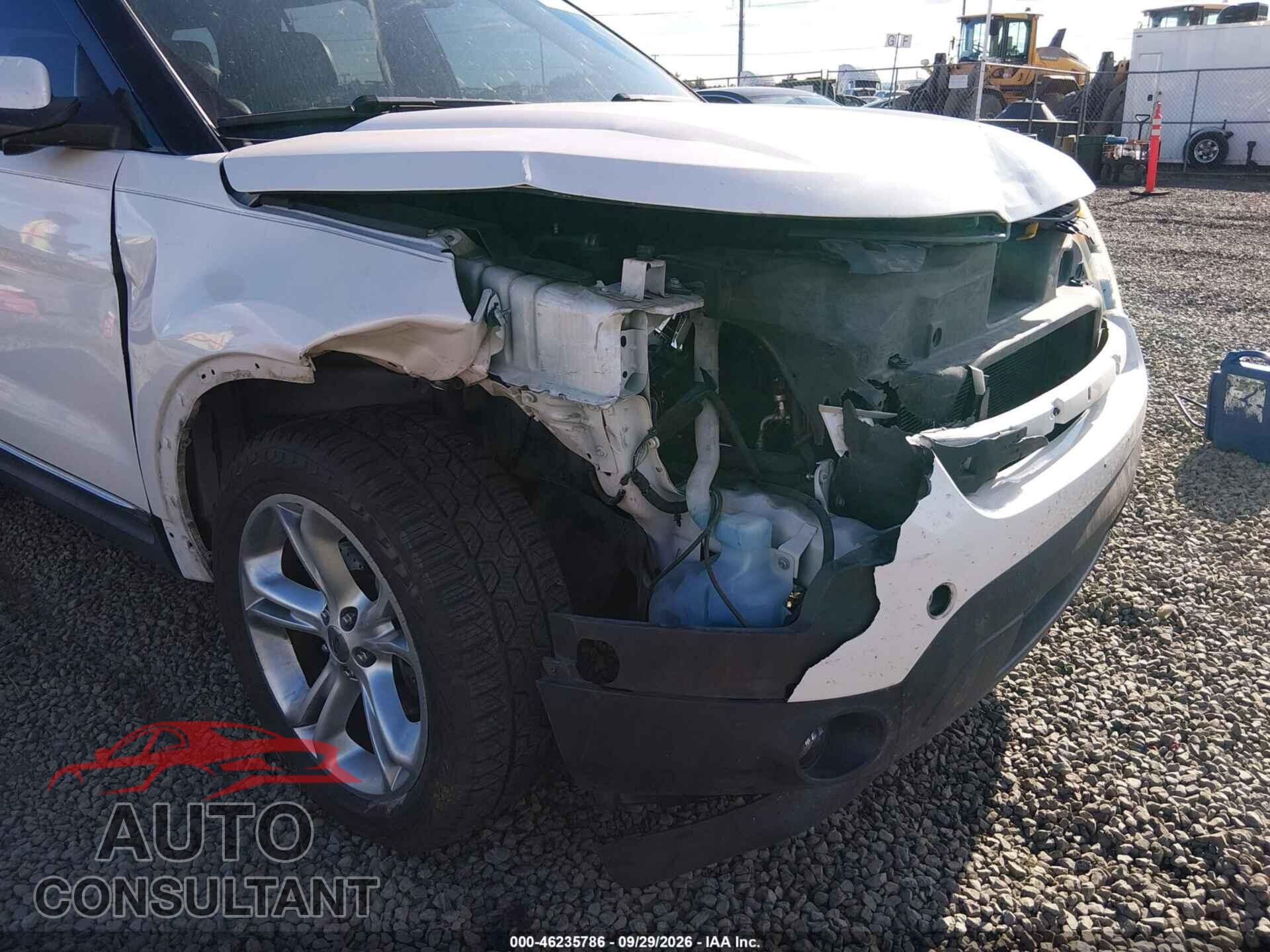 FORD EXPLORER 2011 - 1FMHK8F87BGA00866