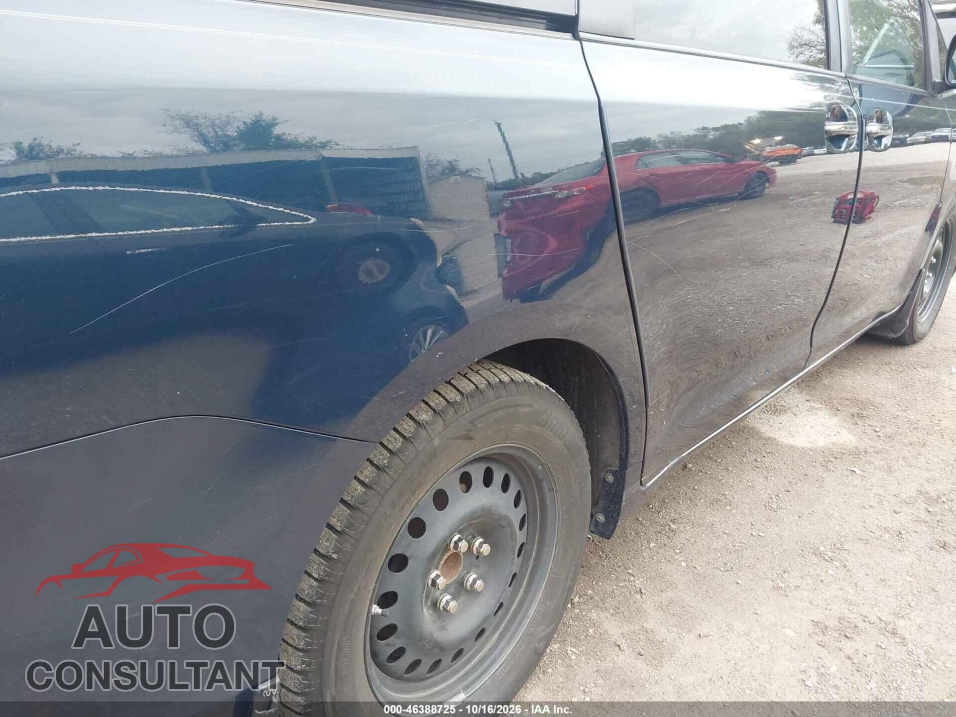 TOYOTA SIENNA 2011 - 5TDYK3DC8BS035016