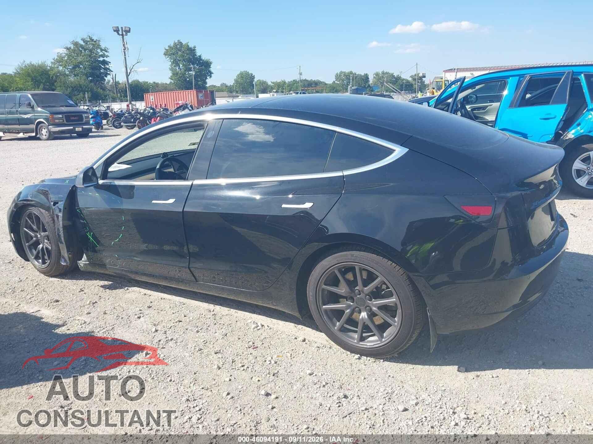 TESLA MODEL 3 2019 - 5YJ3E1EB0KF385563