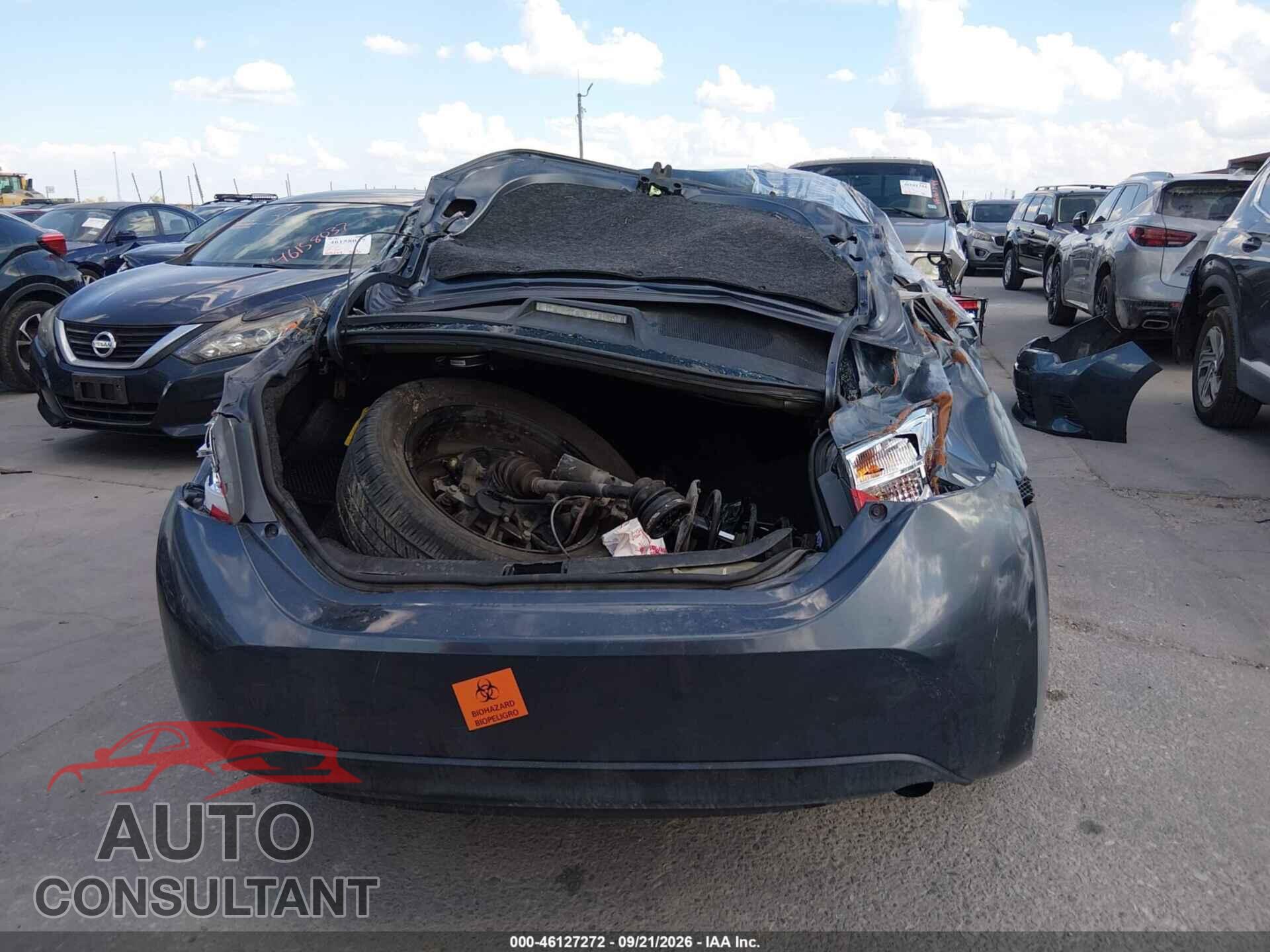 TOYOTA COROLLA 2015 - 5YFBURHE2FP253143