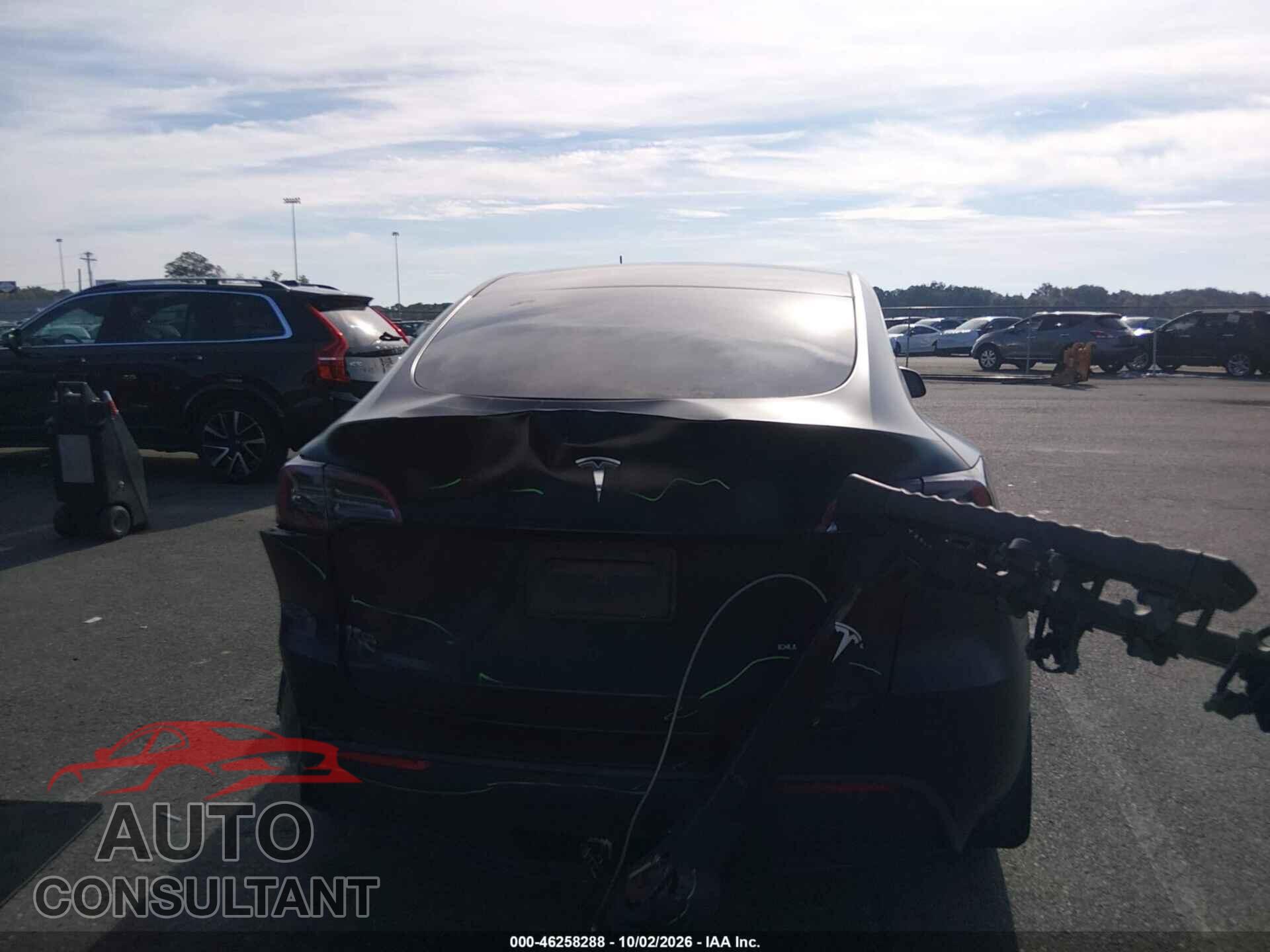 TESLA MODEL Y 2023 - 7SAYGDEE7PA024995