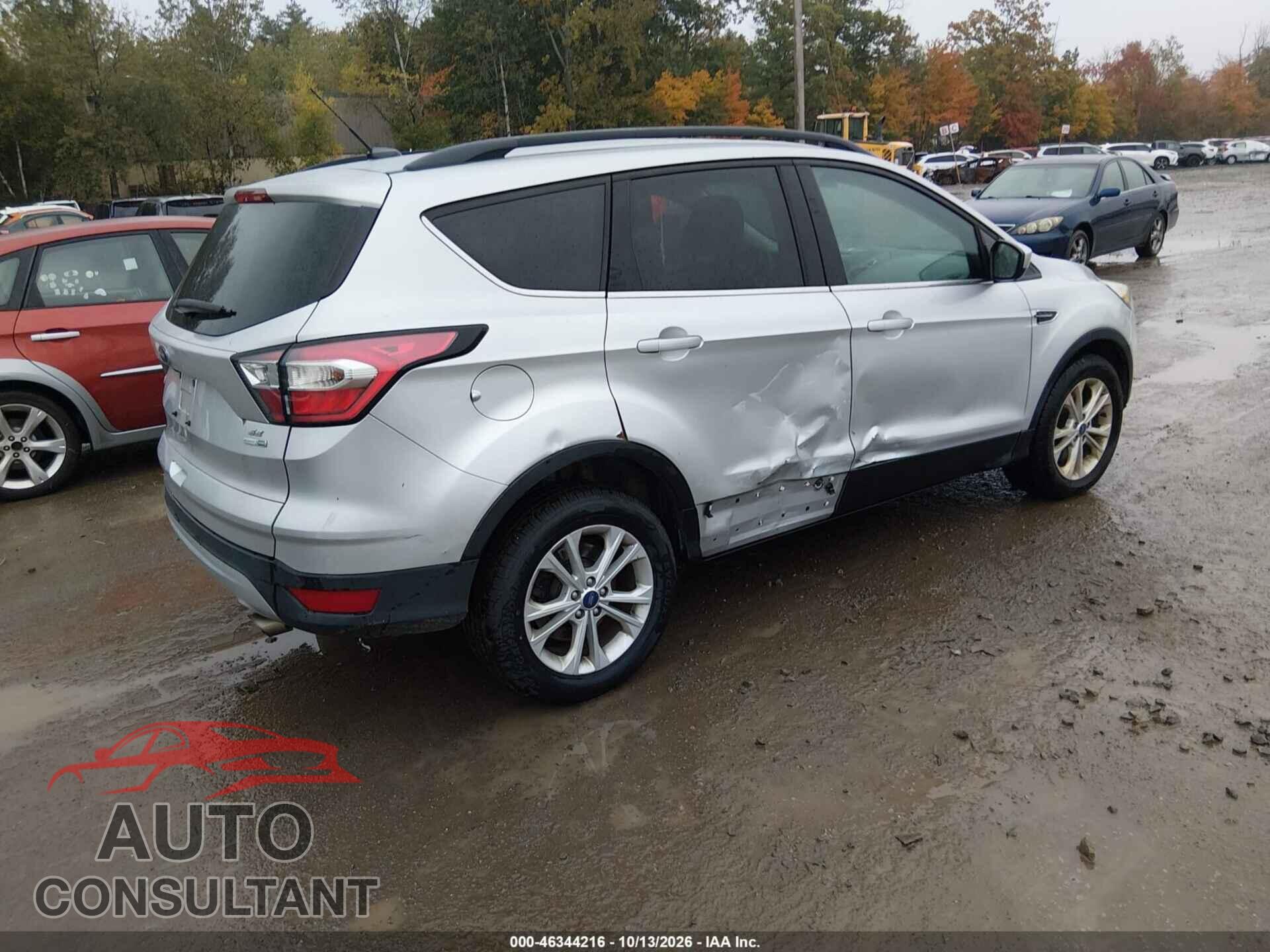 FORD ESCAPE 2017 - 1FMCU9GD5HUC41793