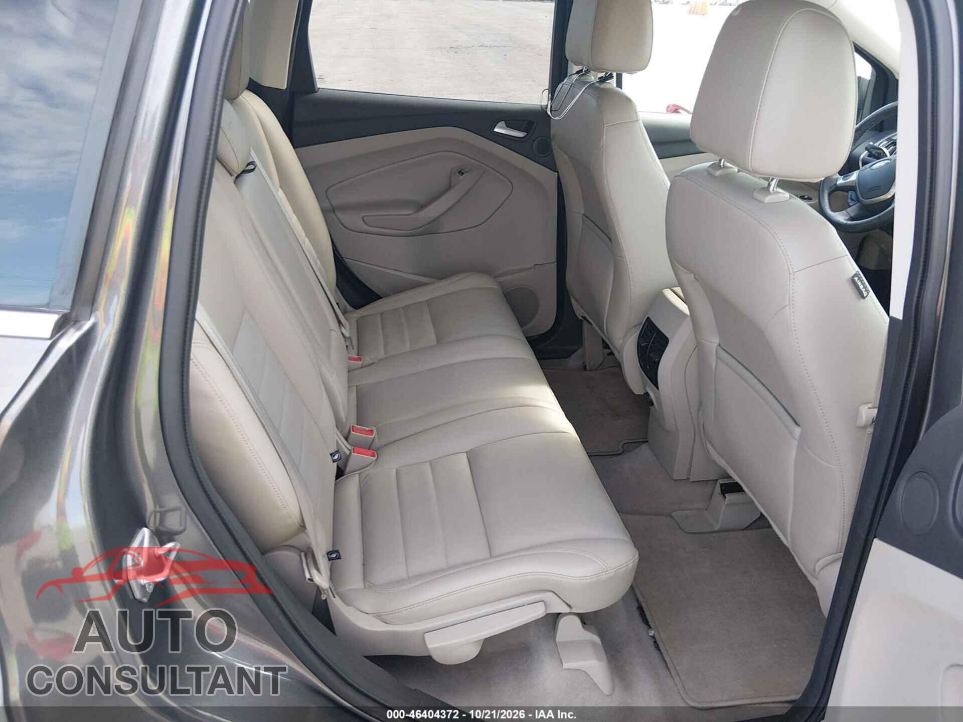 FORD ESCAPE 2013 - 1FMCU0HX8DUC14182