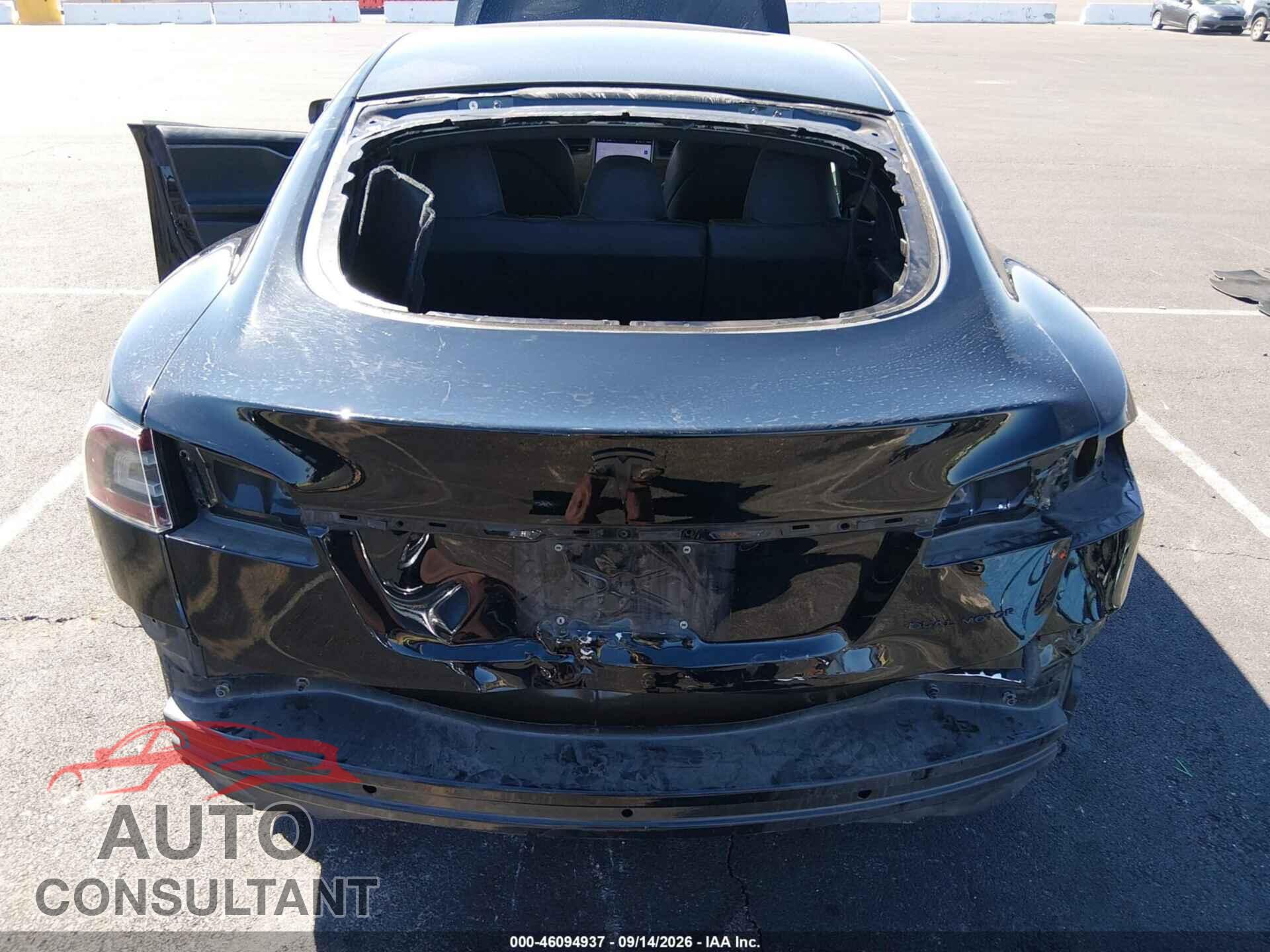 TESLA MODEL S 2021 - 5YJSA1E29MF424516