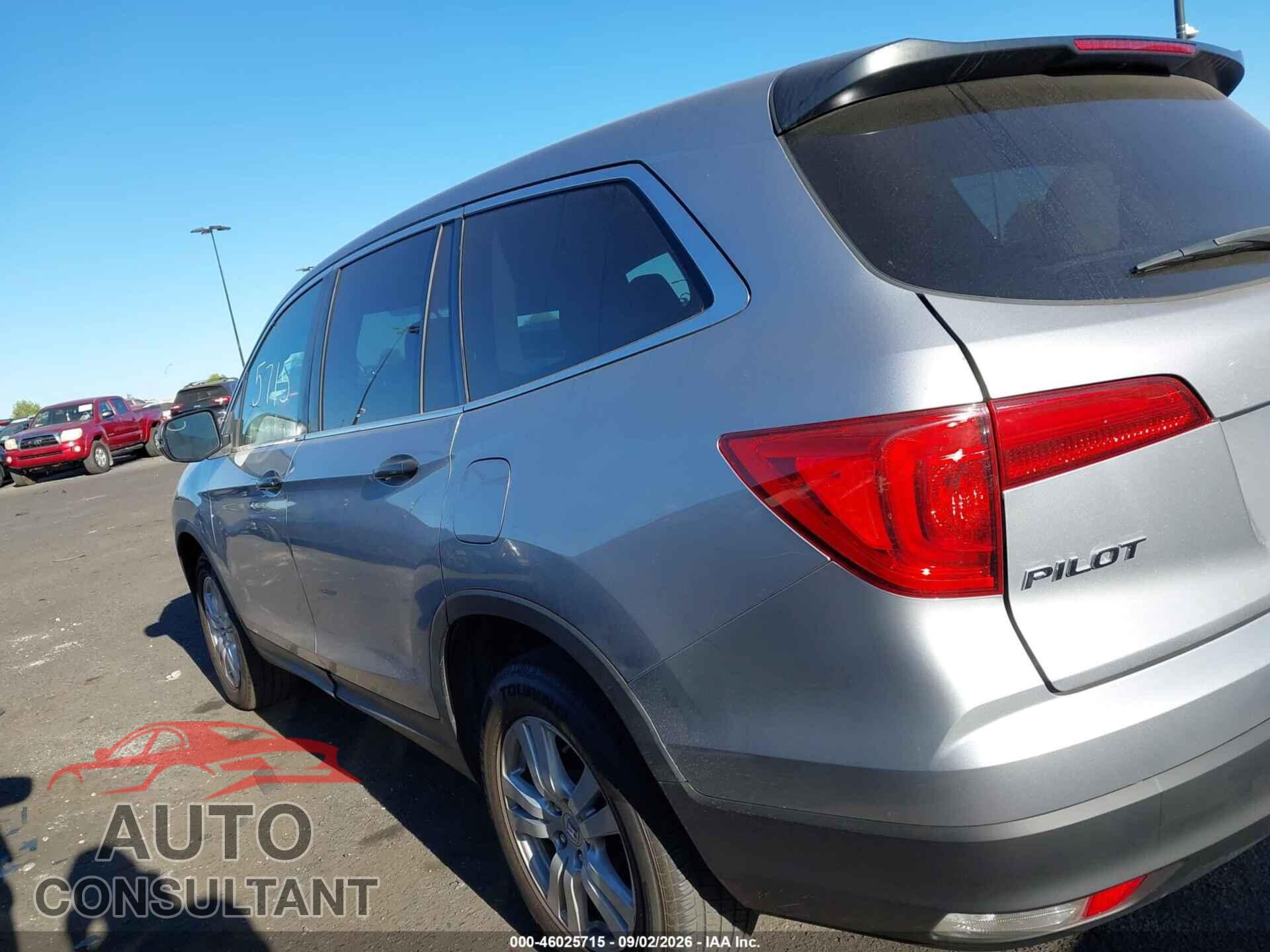 HONDA PILOT 2018 - 5FNYF5H17JB001158