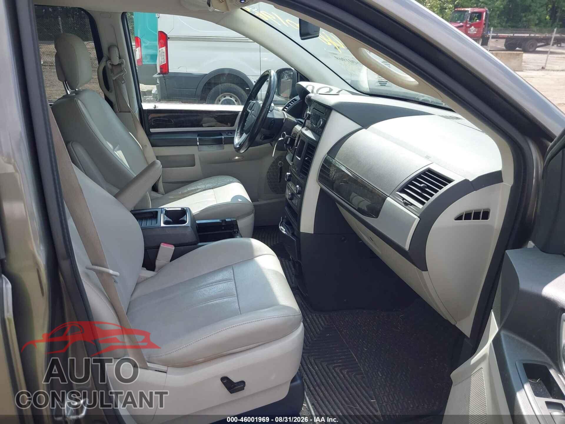 DODGE GRAND CARAVAN 2010 - 2D4RN5DX0AR397510