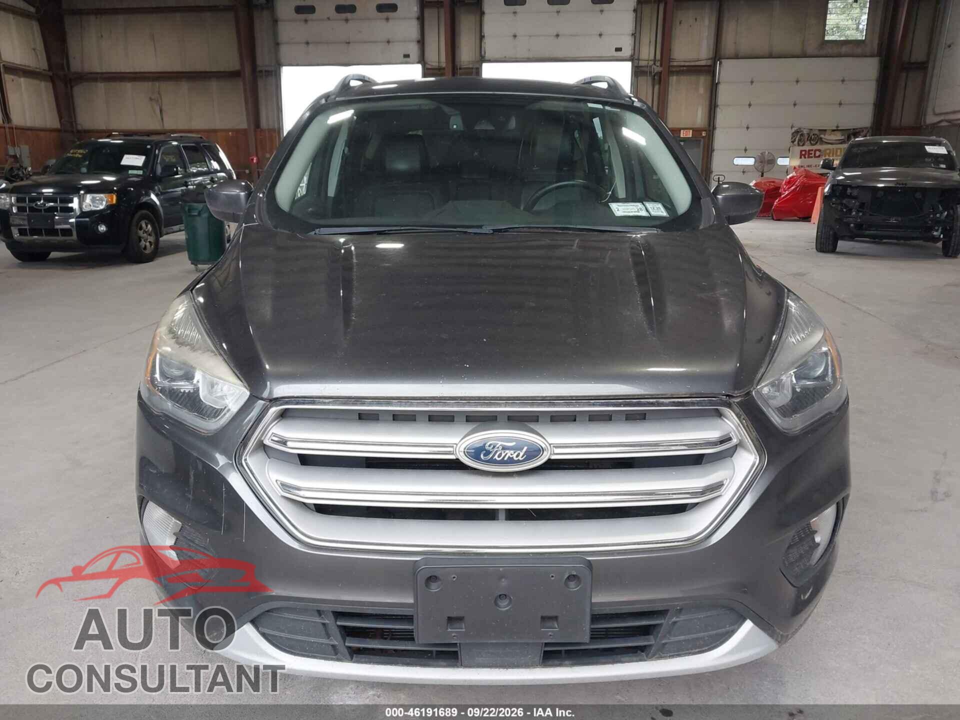 FORD ESCAPE 2018 - 1FMCU9HD8JUD33100