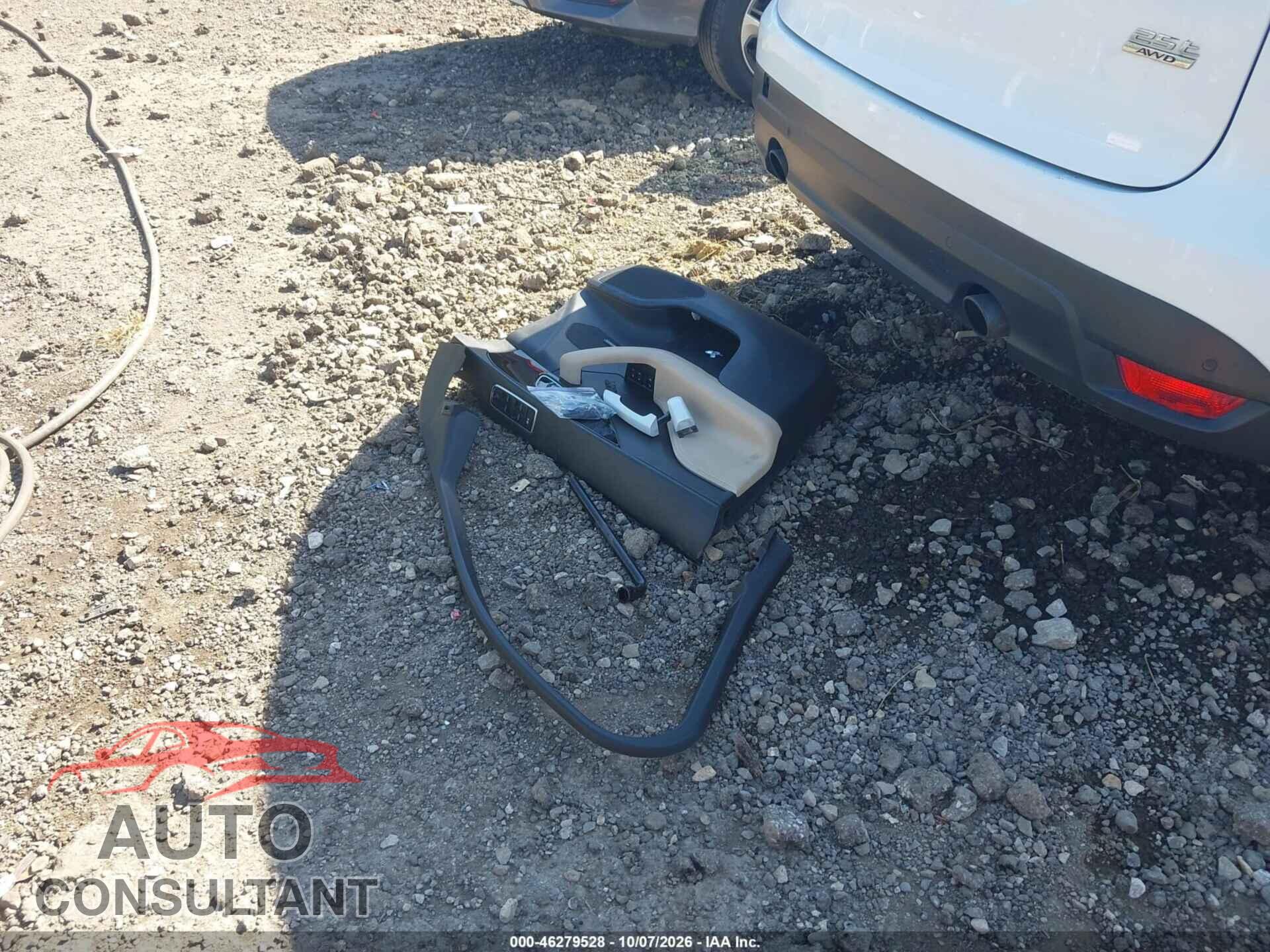 JAGUAR F-PACE 2018 - SADCJ2FX0JA290119