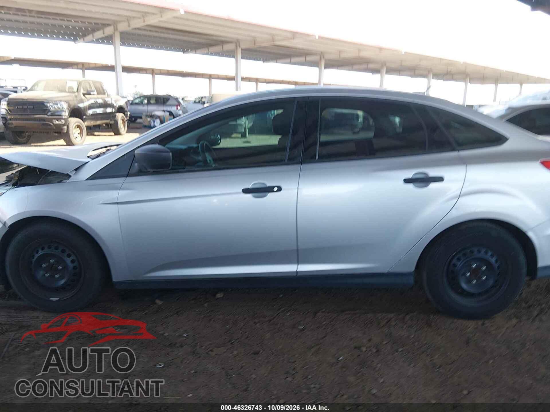 FORD FOCUS 2018 - 1FADP3E25JL322812