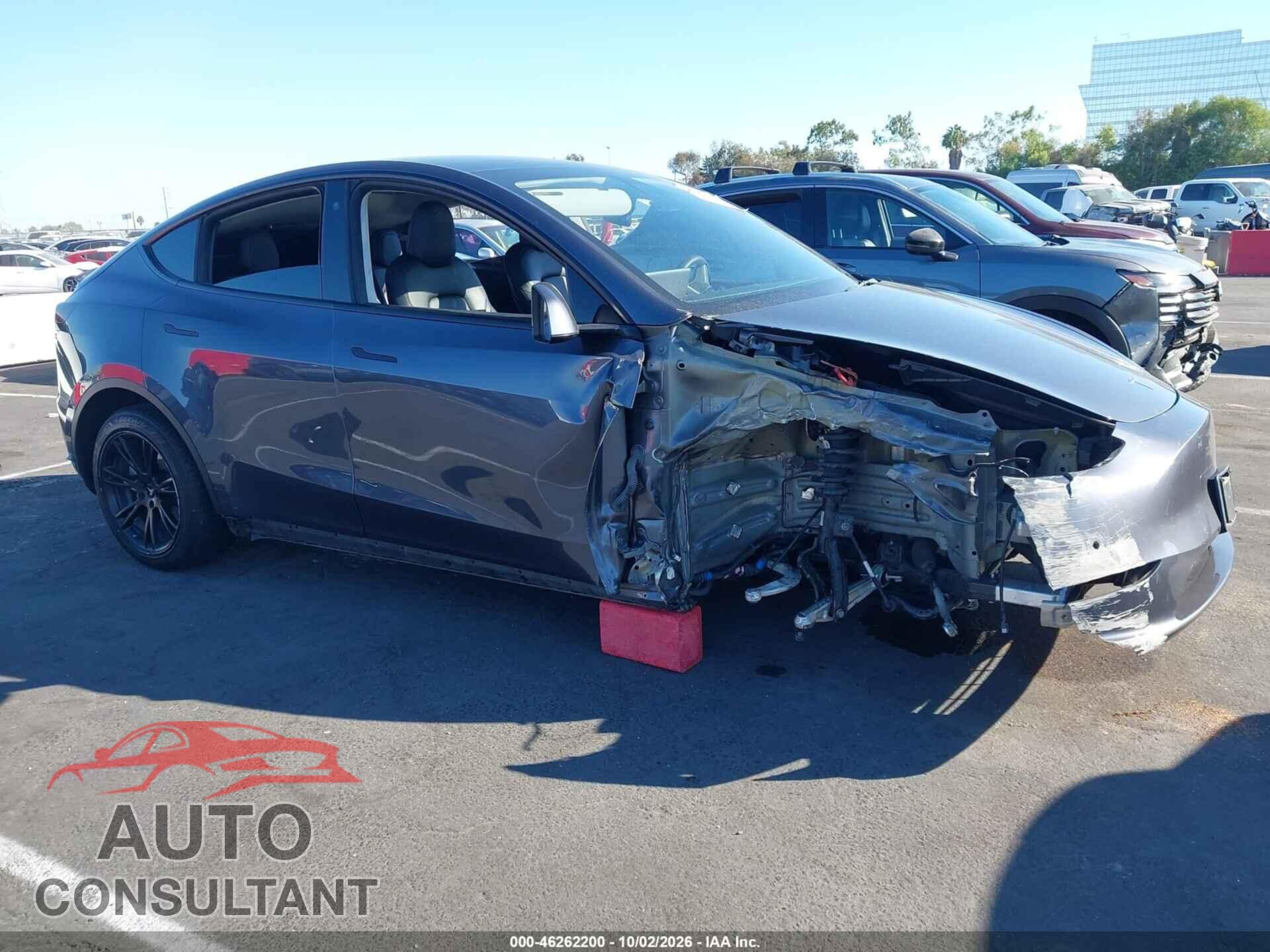 TESLA MODEL Y 2021 - 5YJYGDEE8MF214817